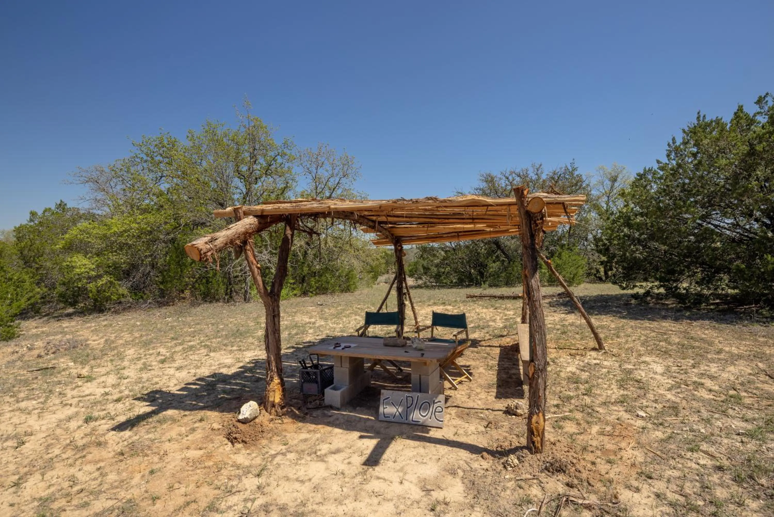 Hobbit Treehouse with waterfall on the Brazos River! 350 acres! Tubing! Petting zoo!