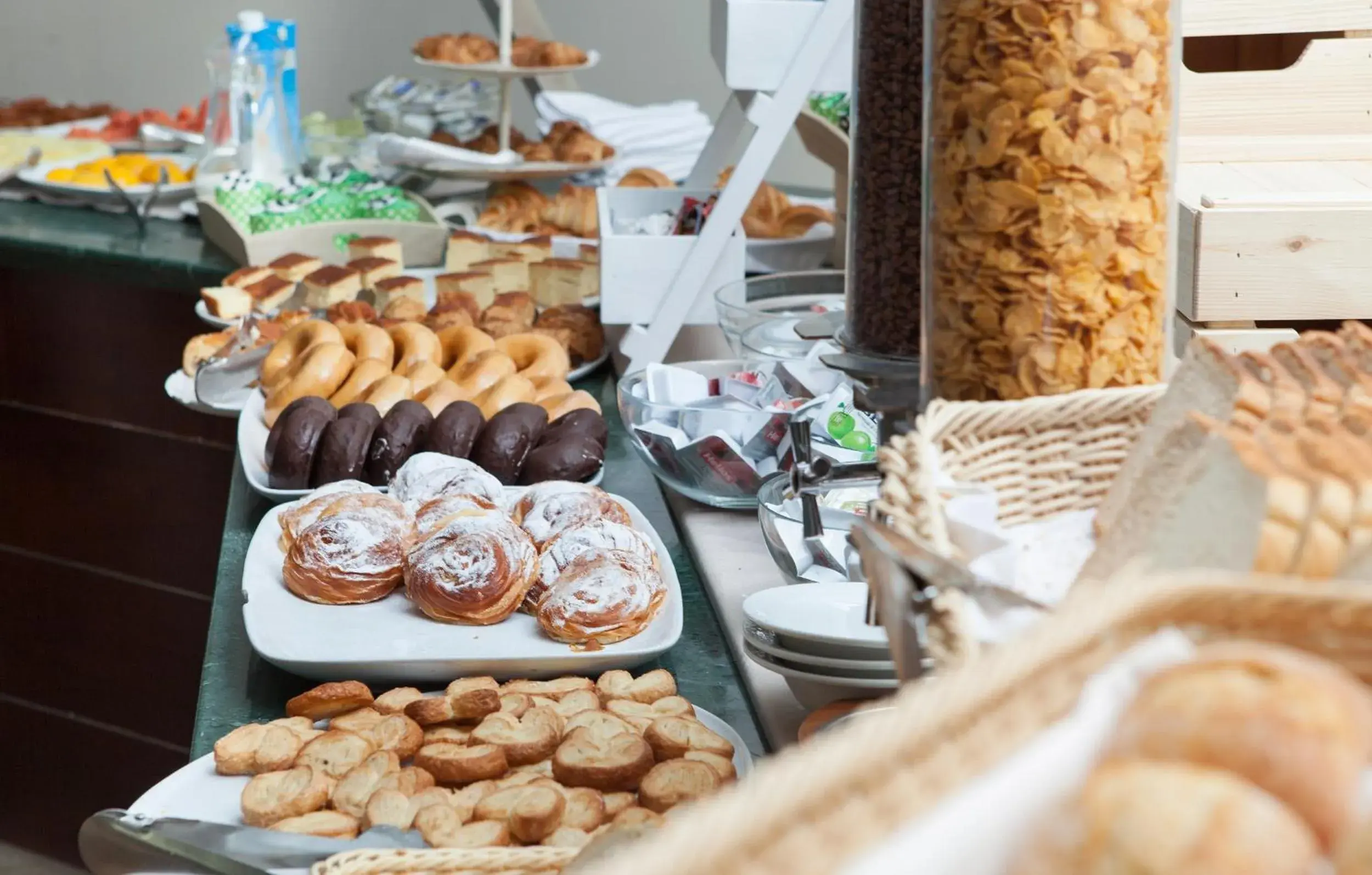 Breakfast in Hotel Flamingo Breakfast in Hotel Flamingo