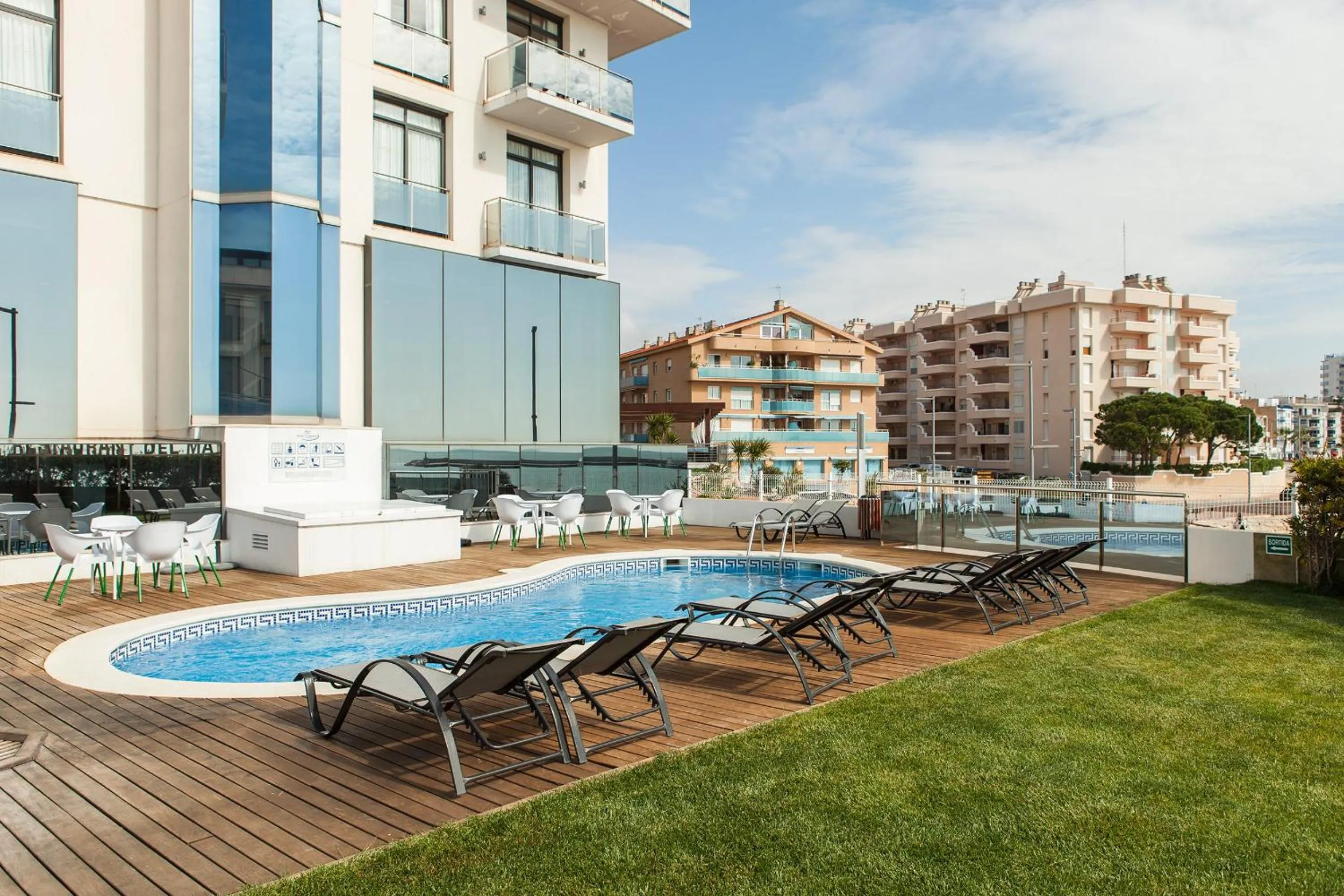 Property building in Hotel Flamingo