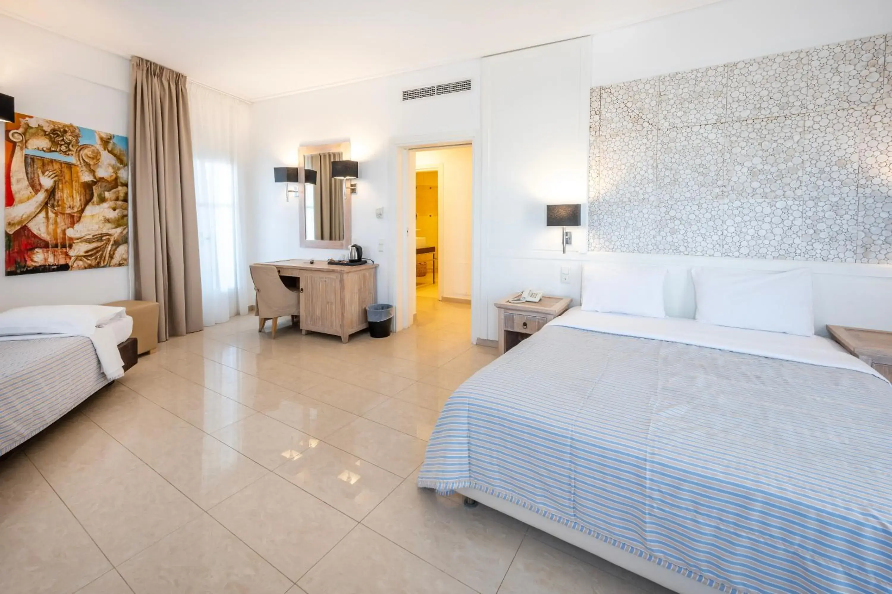 Bedroom, Bed in Orizontes Hotel Santorini Bedroom, Bed in Orizontes Hotel Santorini