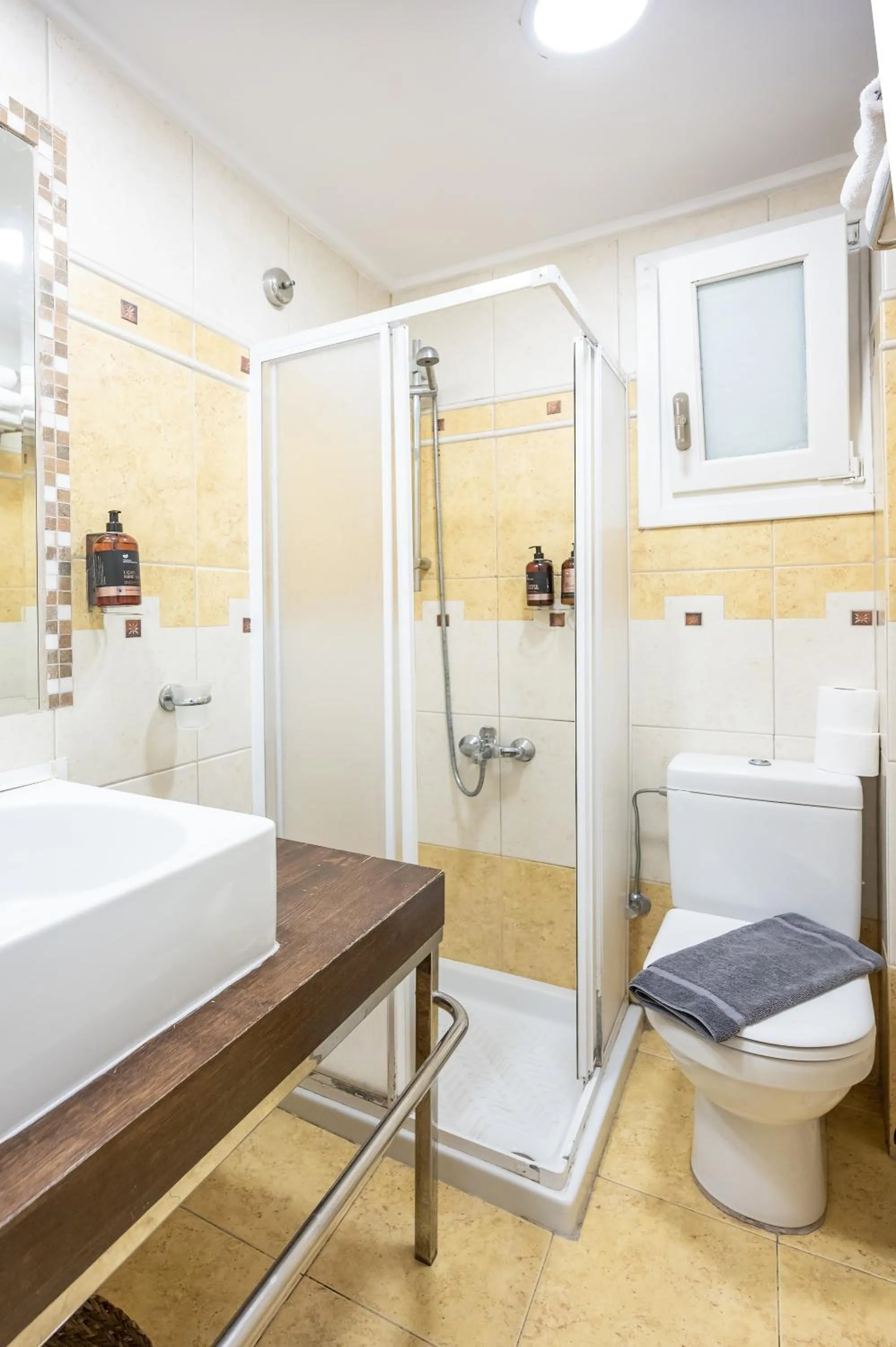 Bathroom in Orizontes Hotel Santorini