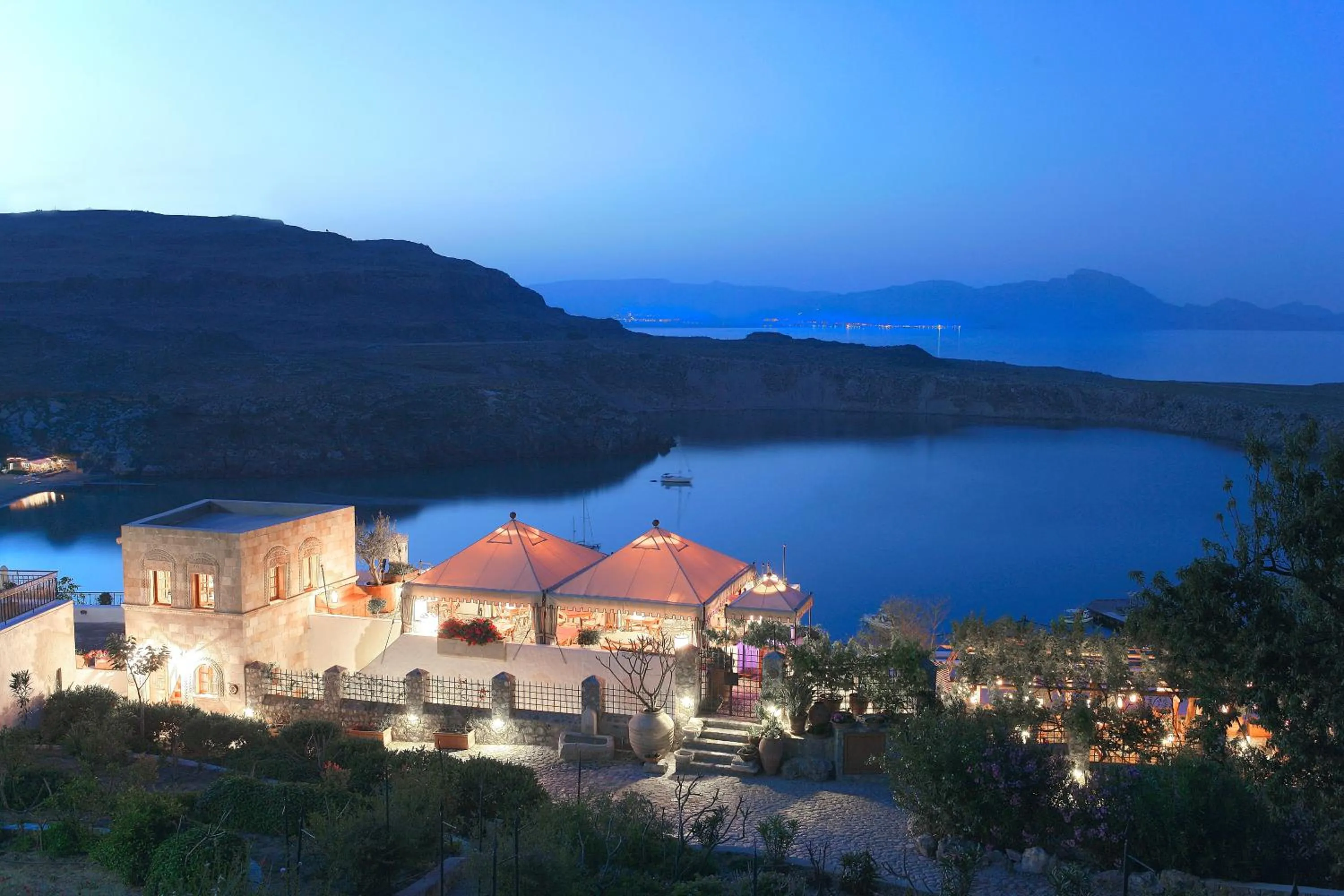 Area and facilities in Melenos Art Boutique Hotel