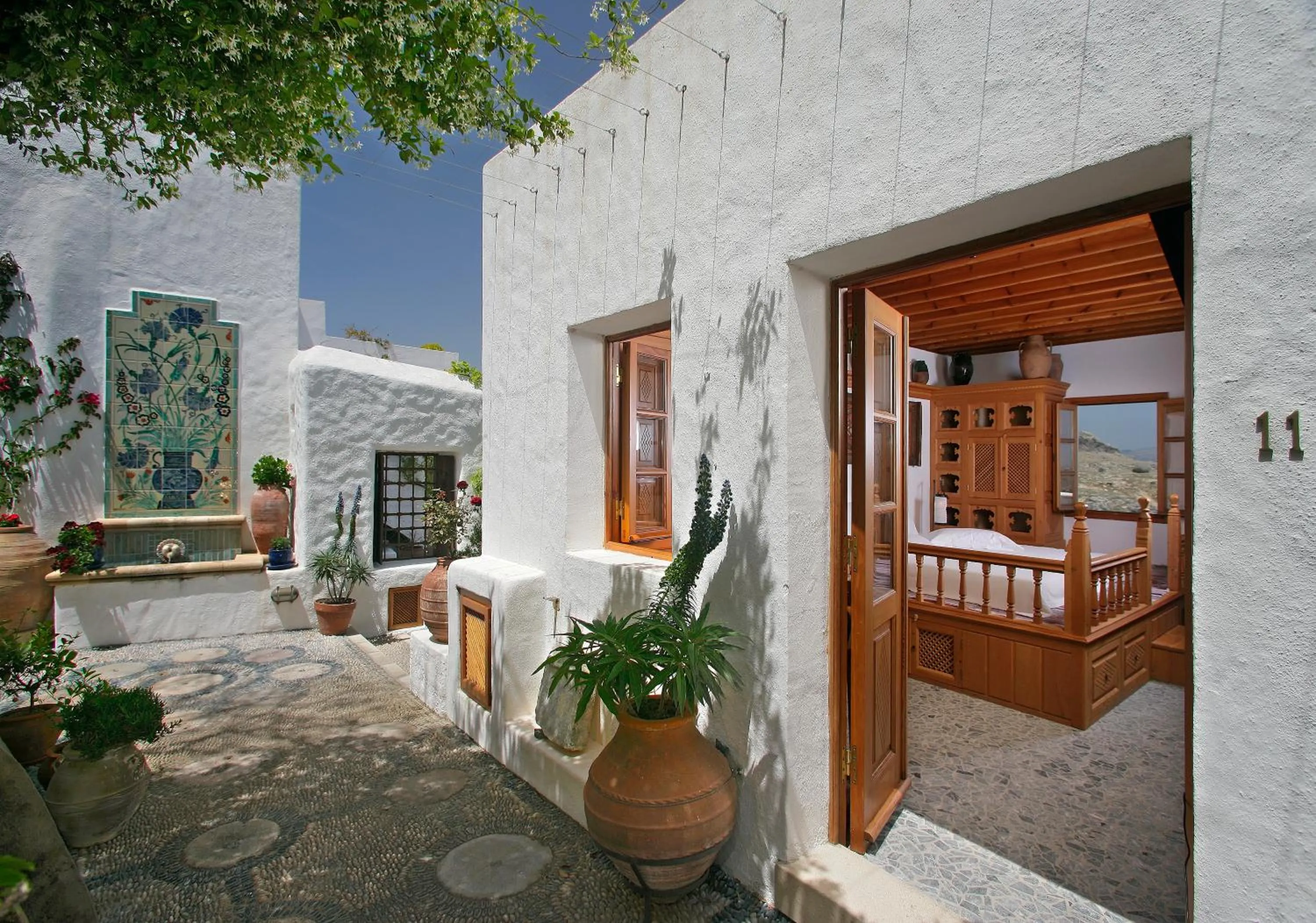 Facade/entrance in Melenos Art Boutique Hotel