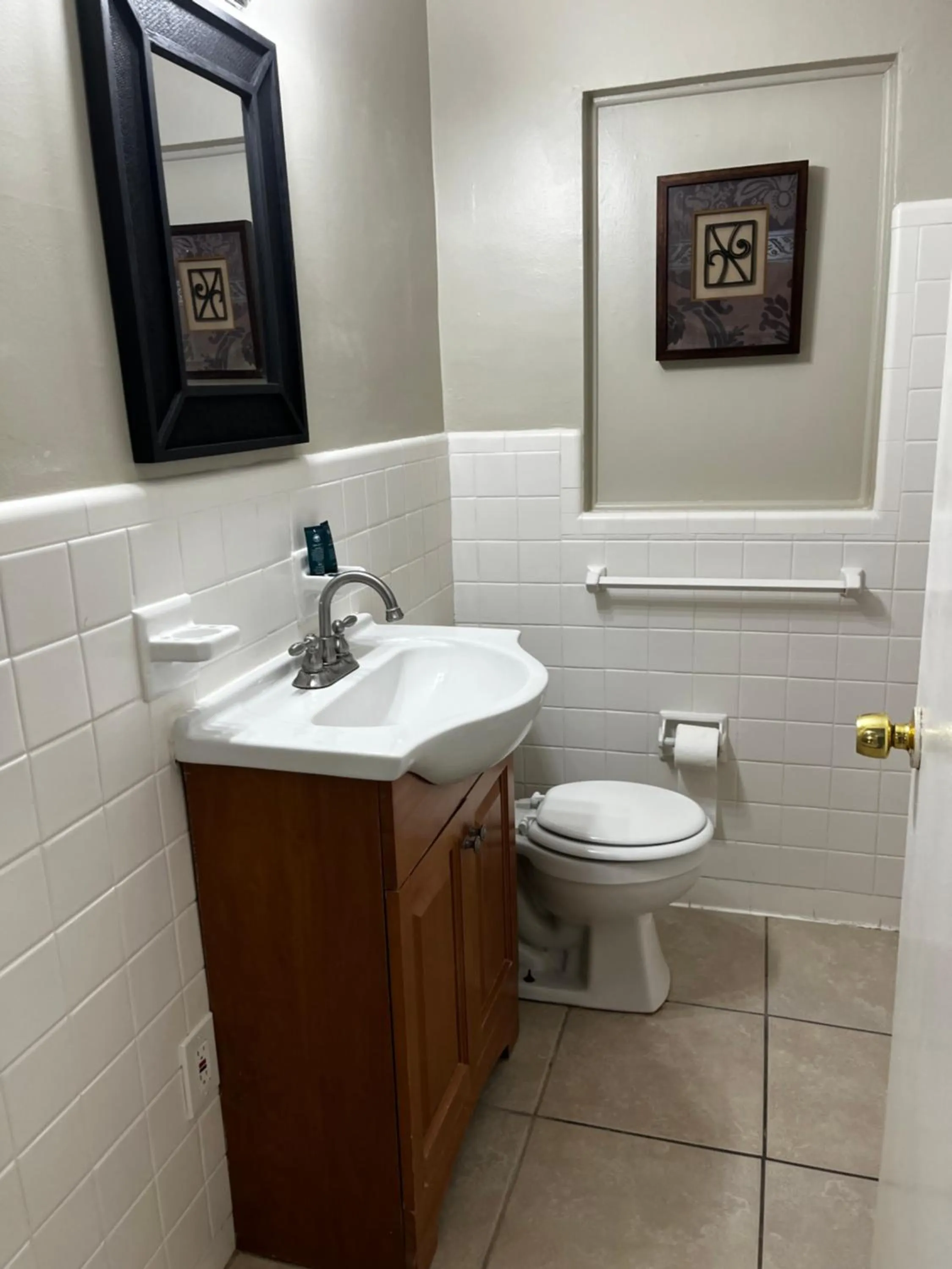 Bathroom in Park View East