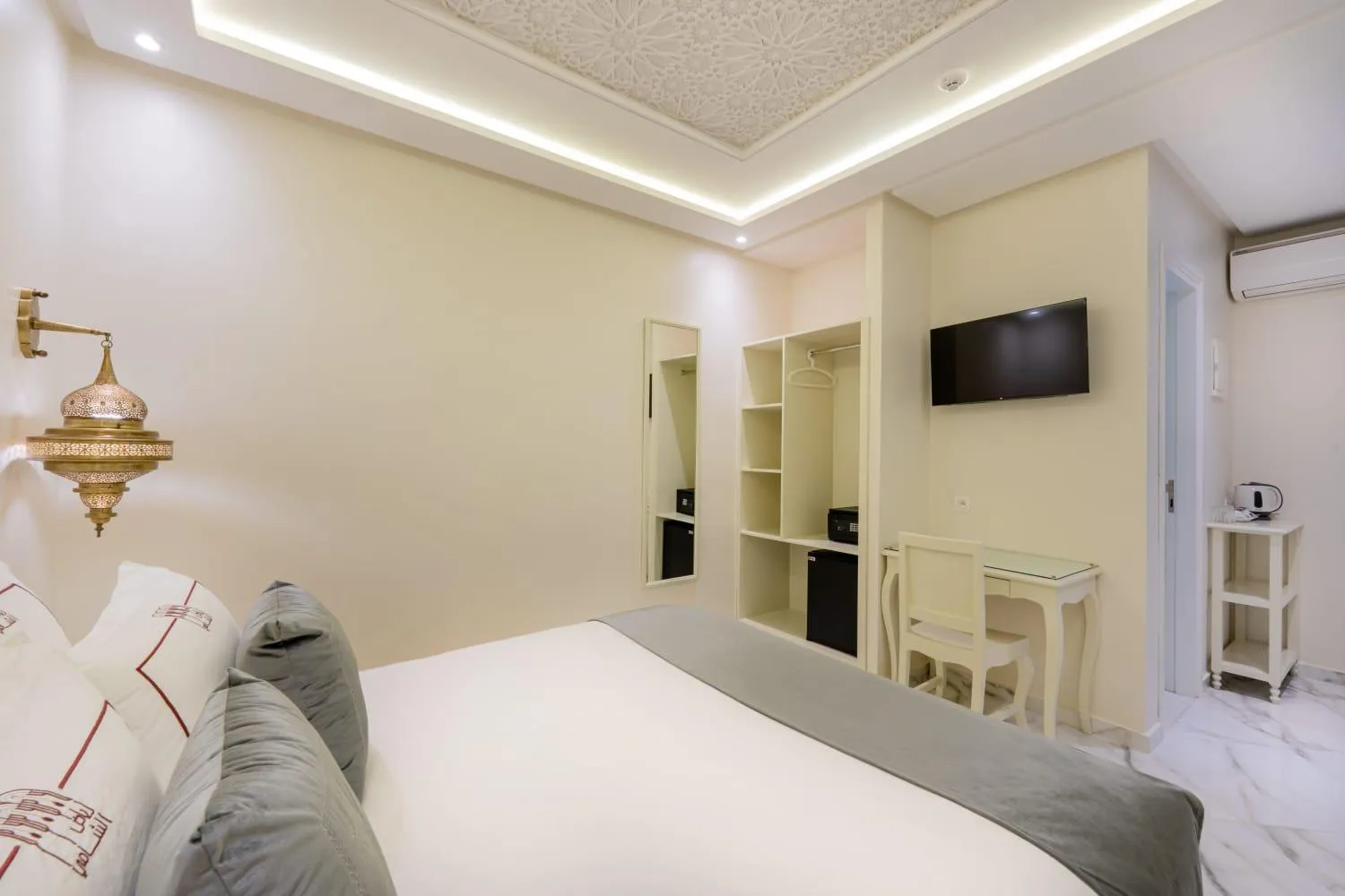 Bed in HOTEL RIAD CHAMI