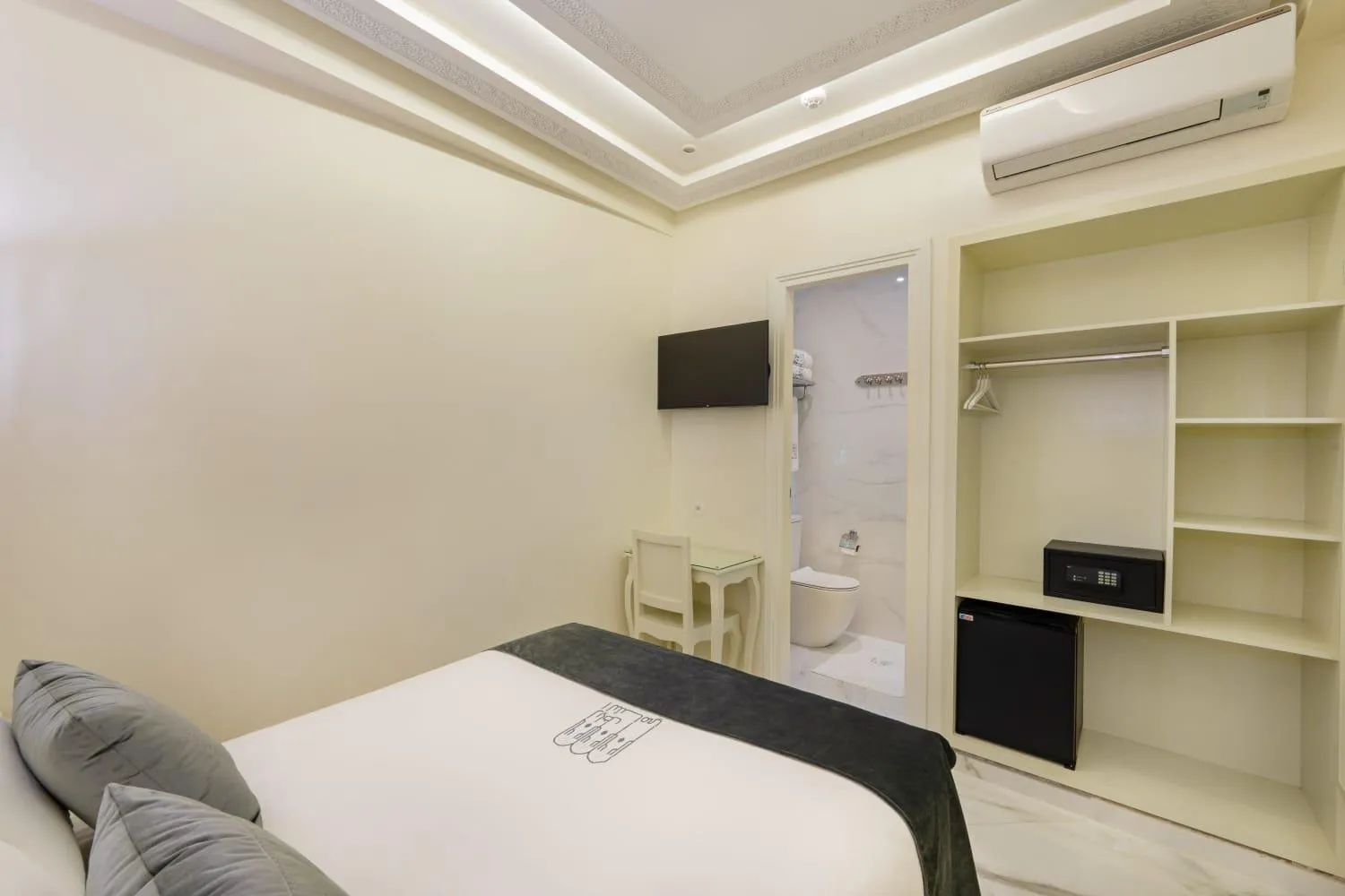 Bed in HOTEL RIAD CHAMI