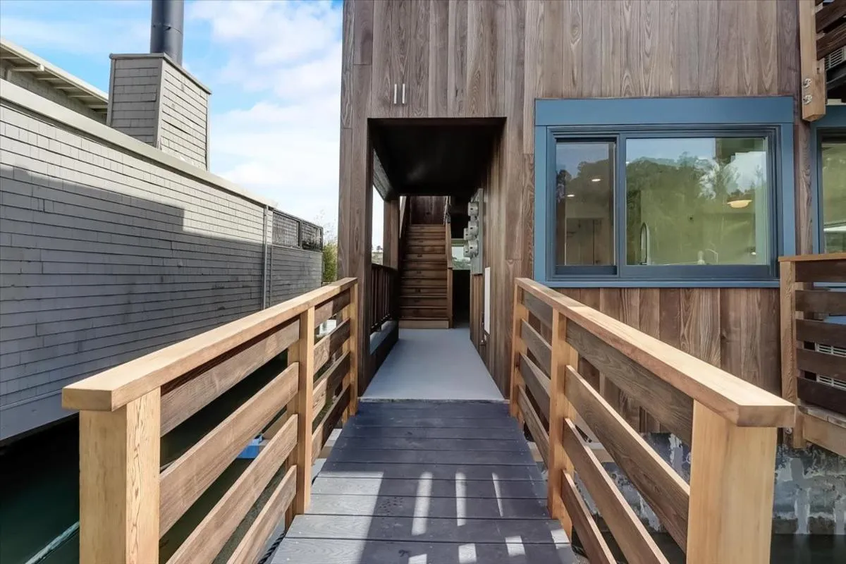 Property building in Floating Condos of Commodore 11