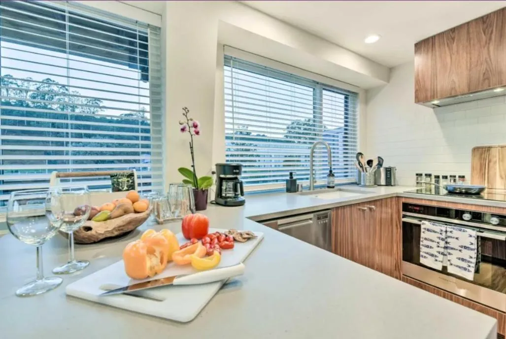 Floating Condos of Commodore 11