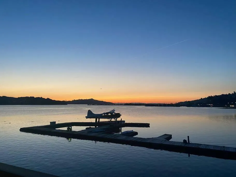 Natural landscape in Floating Condos of Commodore 11