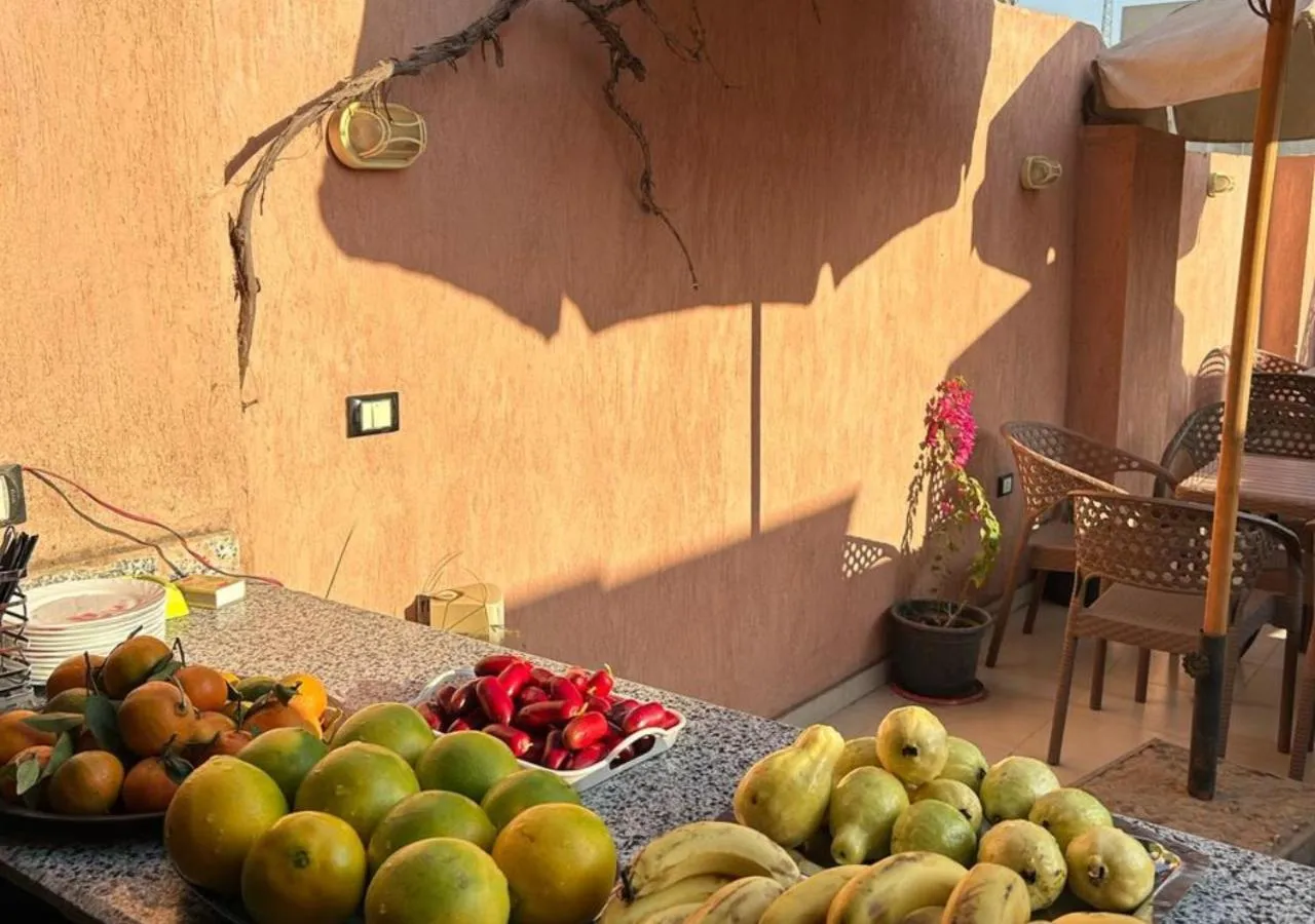 Pyramids Road Guest House