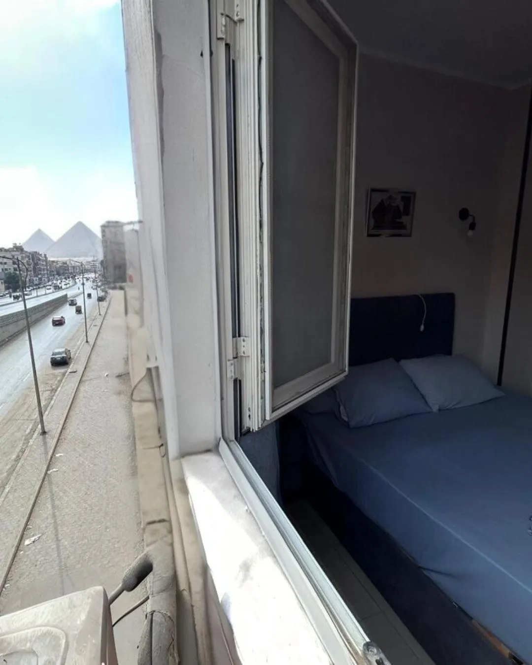 View (from property/room), Bed in Pyramids Road Guest House