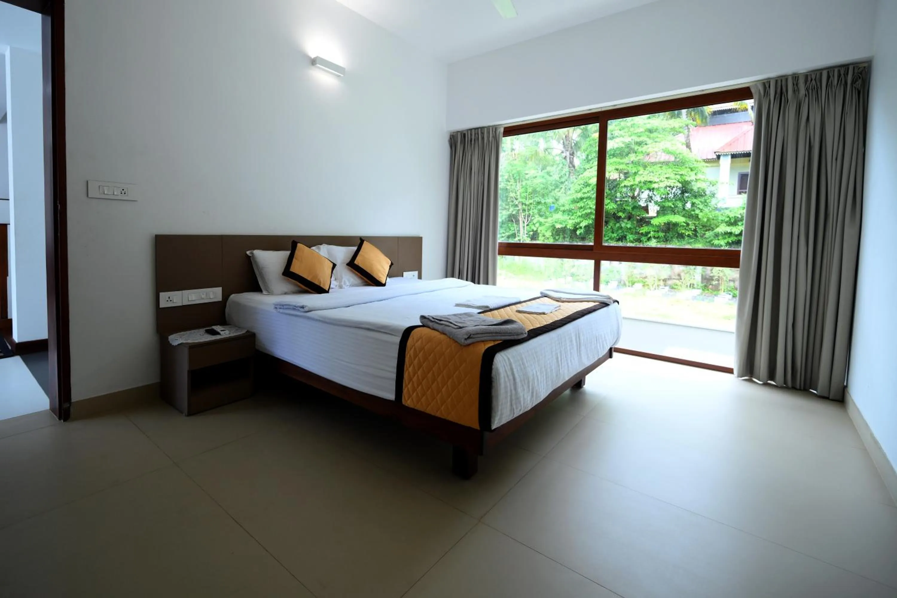 Bedroom, Bed in The Meadows