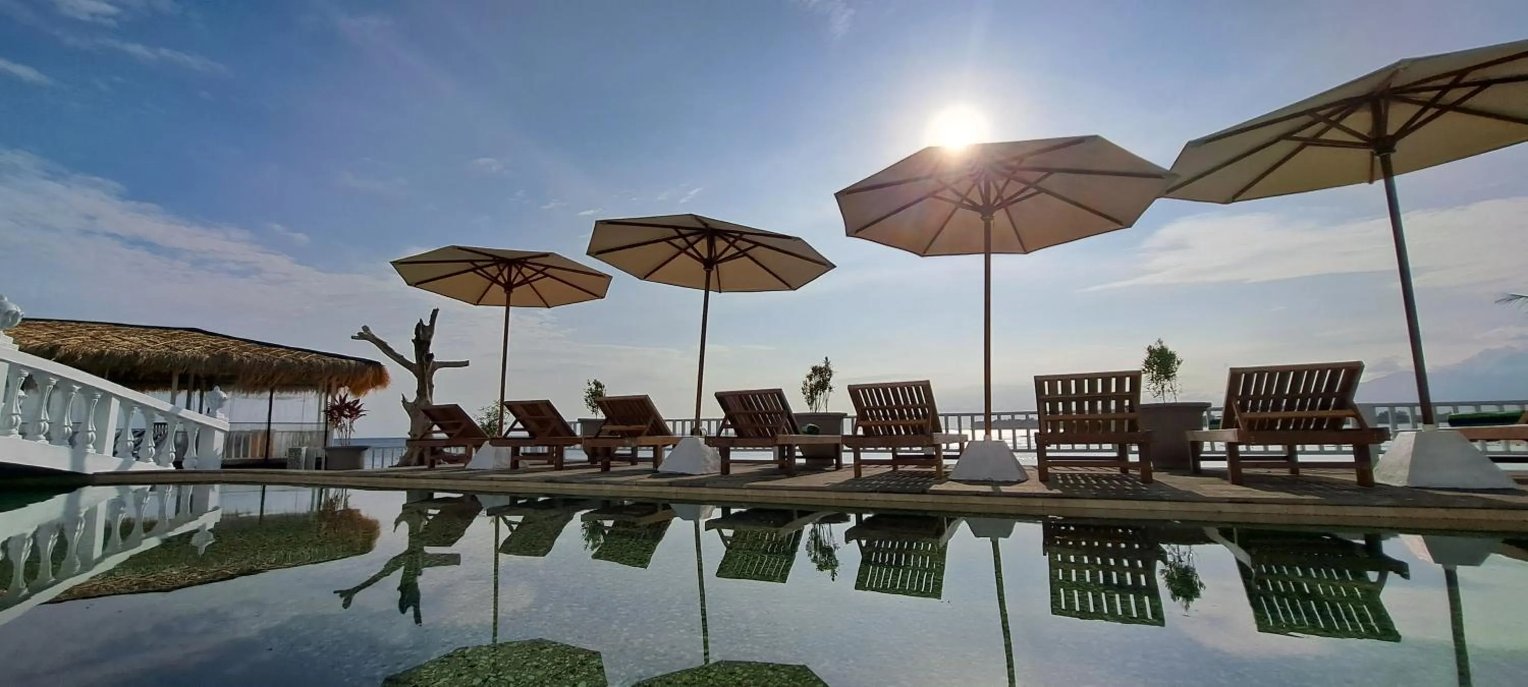 Day in Gili Beachfront Suites