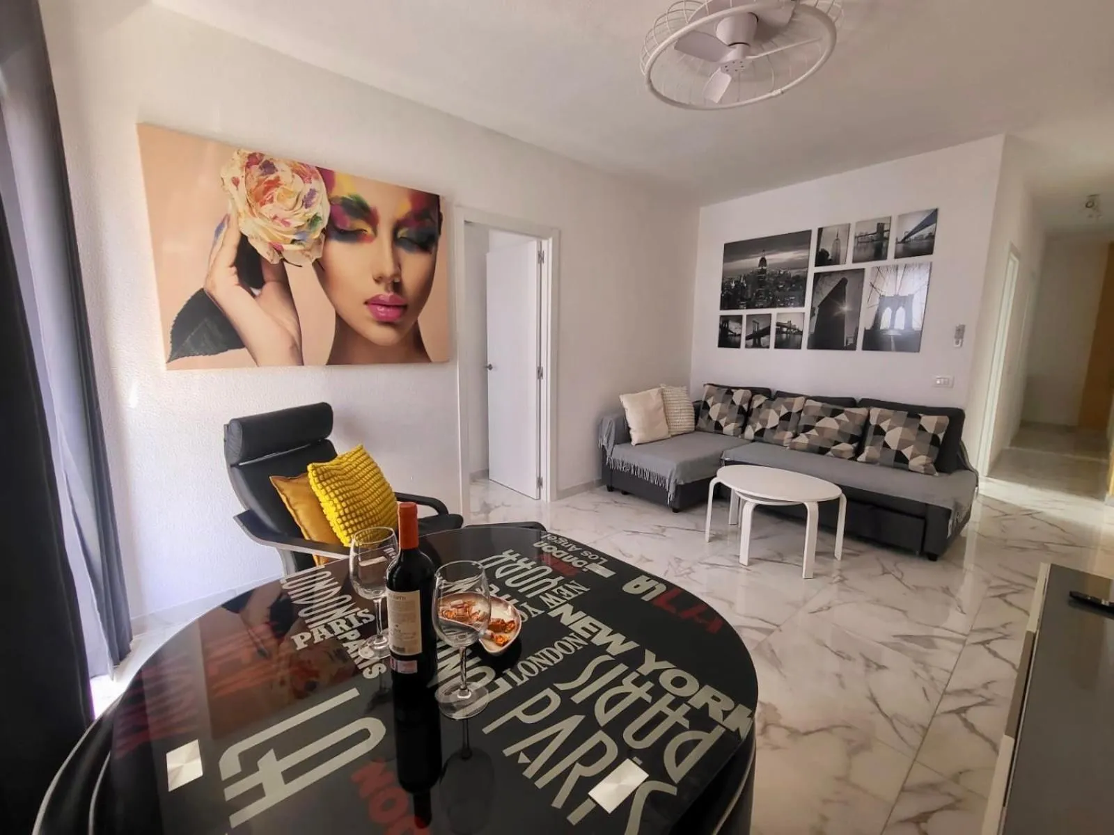 New big flat with balcony 50mts away from beach Parking Optional
