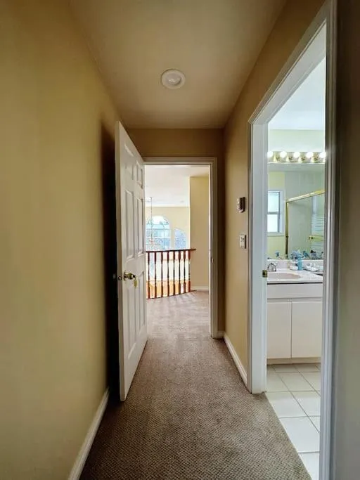 Super Cosy 8Bed & 6Bath in Vancouver heart near to airport and DownTown