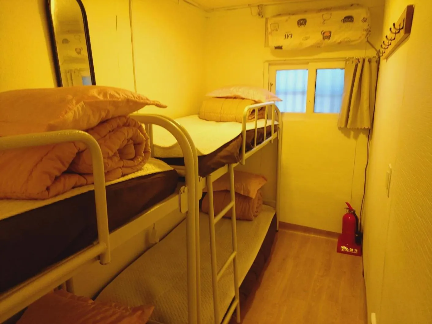 Bed in Seoul Guesthouse Foreigners Only