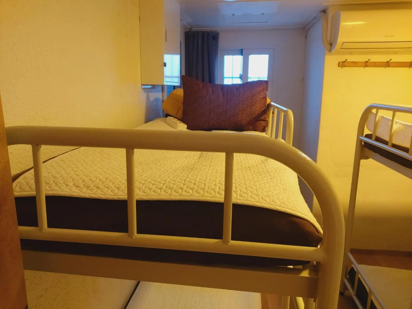 Bed in Seoul Guesthouse Foreigners Only