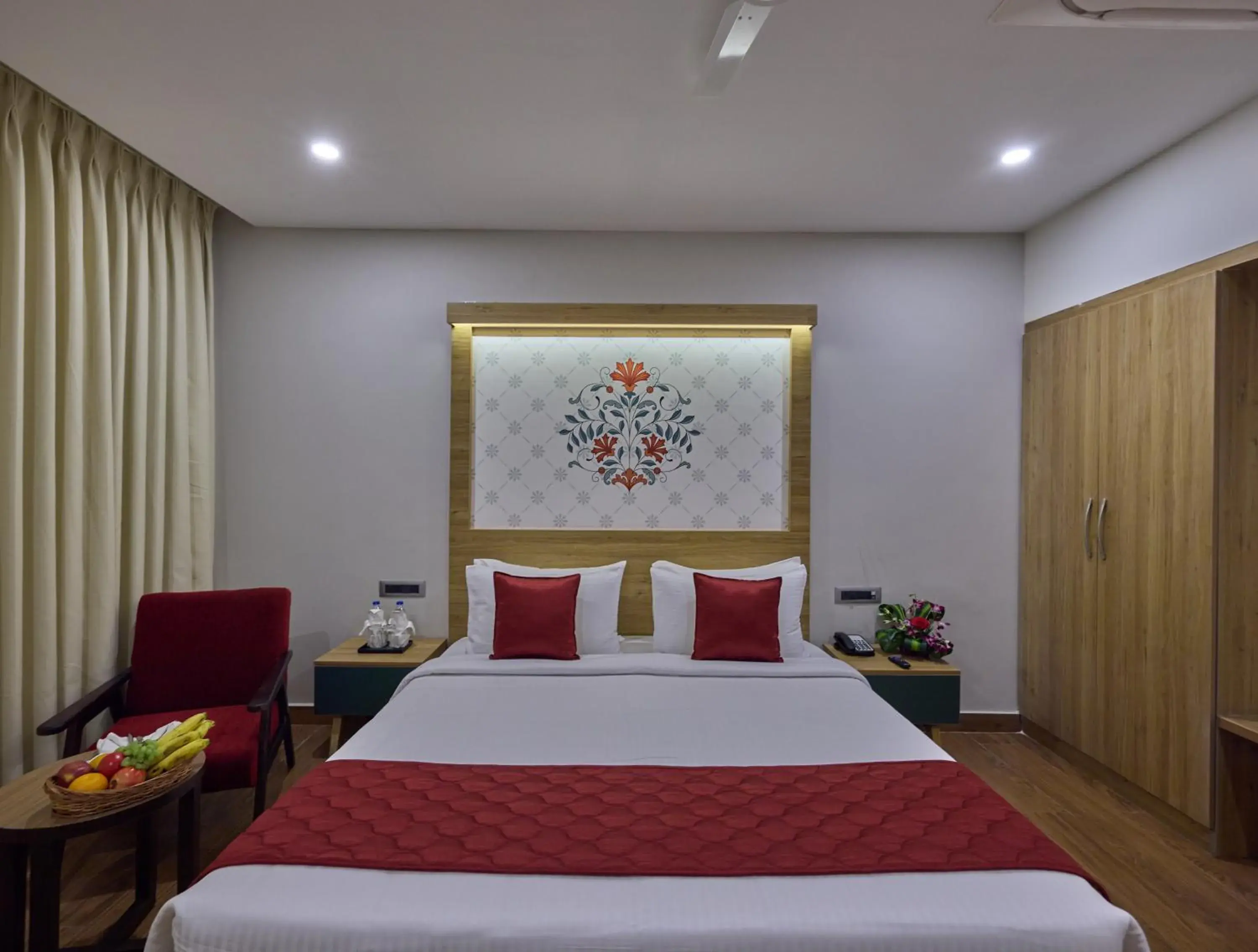 Bed in Golden Tulip Tirupati Bed in Golden Tulip Tirupati