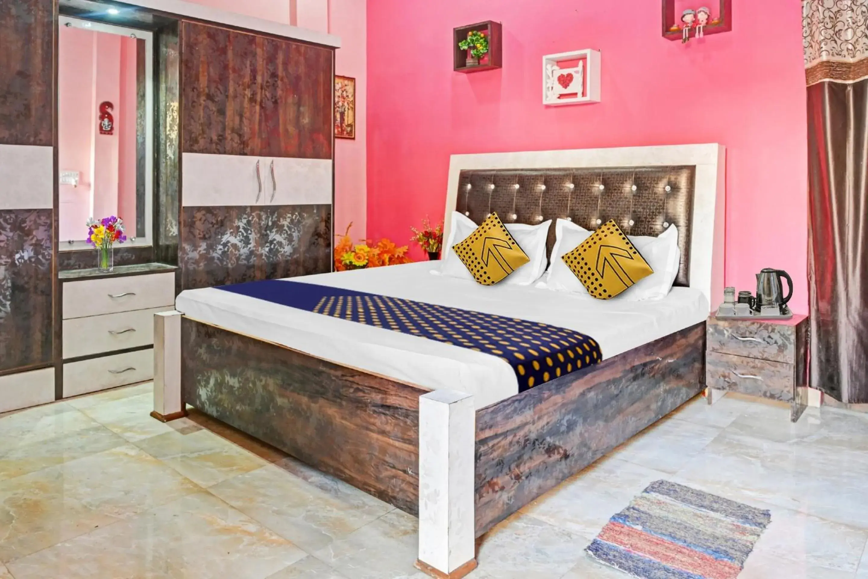 Facade/entrance, Bed in HOTEL O MAA NARMADA Facade/entrance, Bed in HOTEL O MAA NARMADA