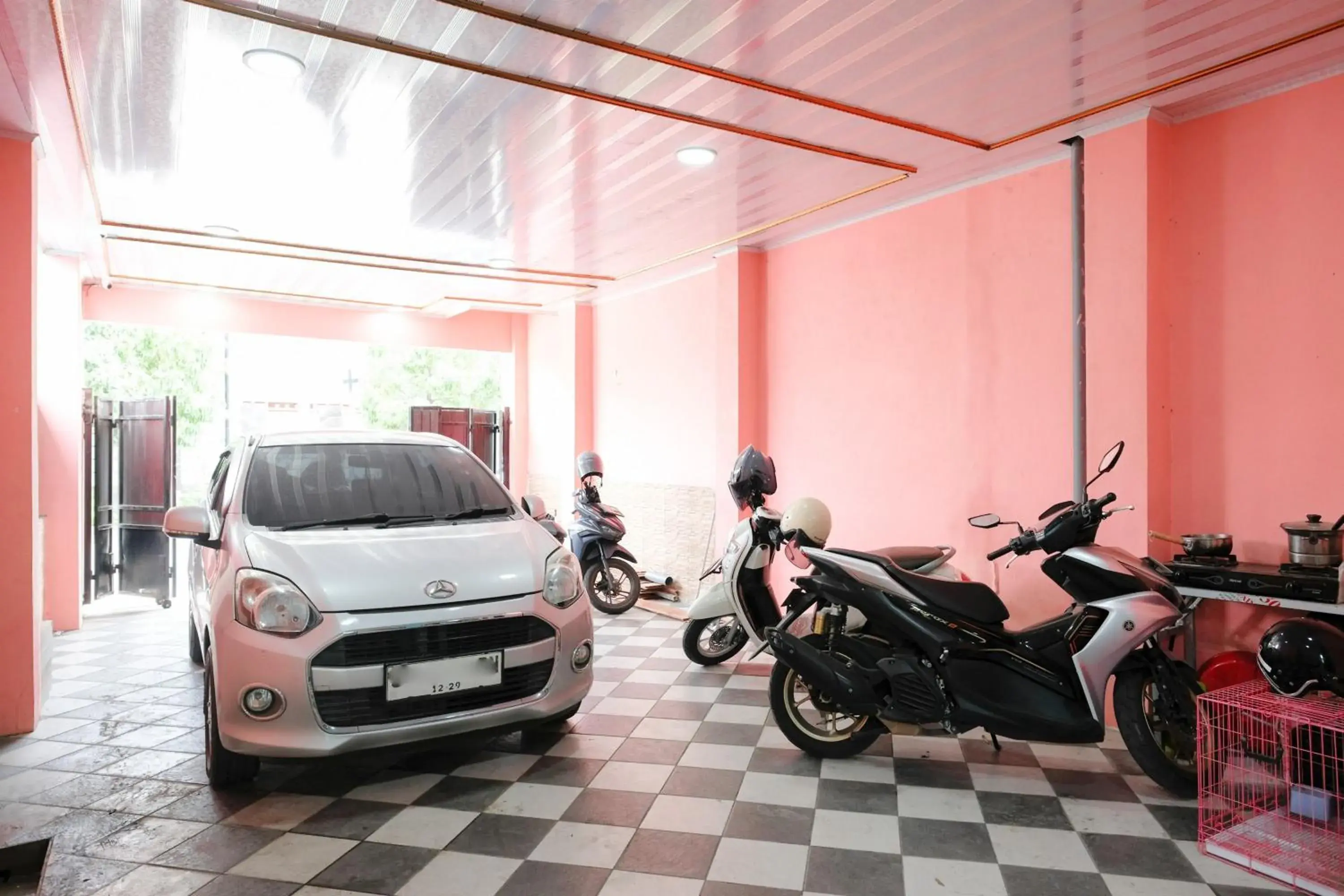 RedDoorz near Sunrise Mall Mojokerto RedDoorz near Sunrise Mall Mojokerto