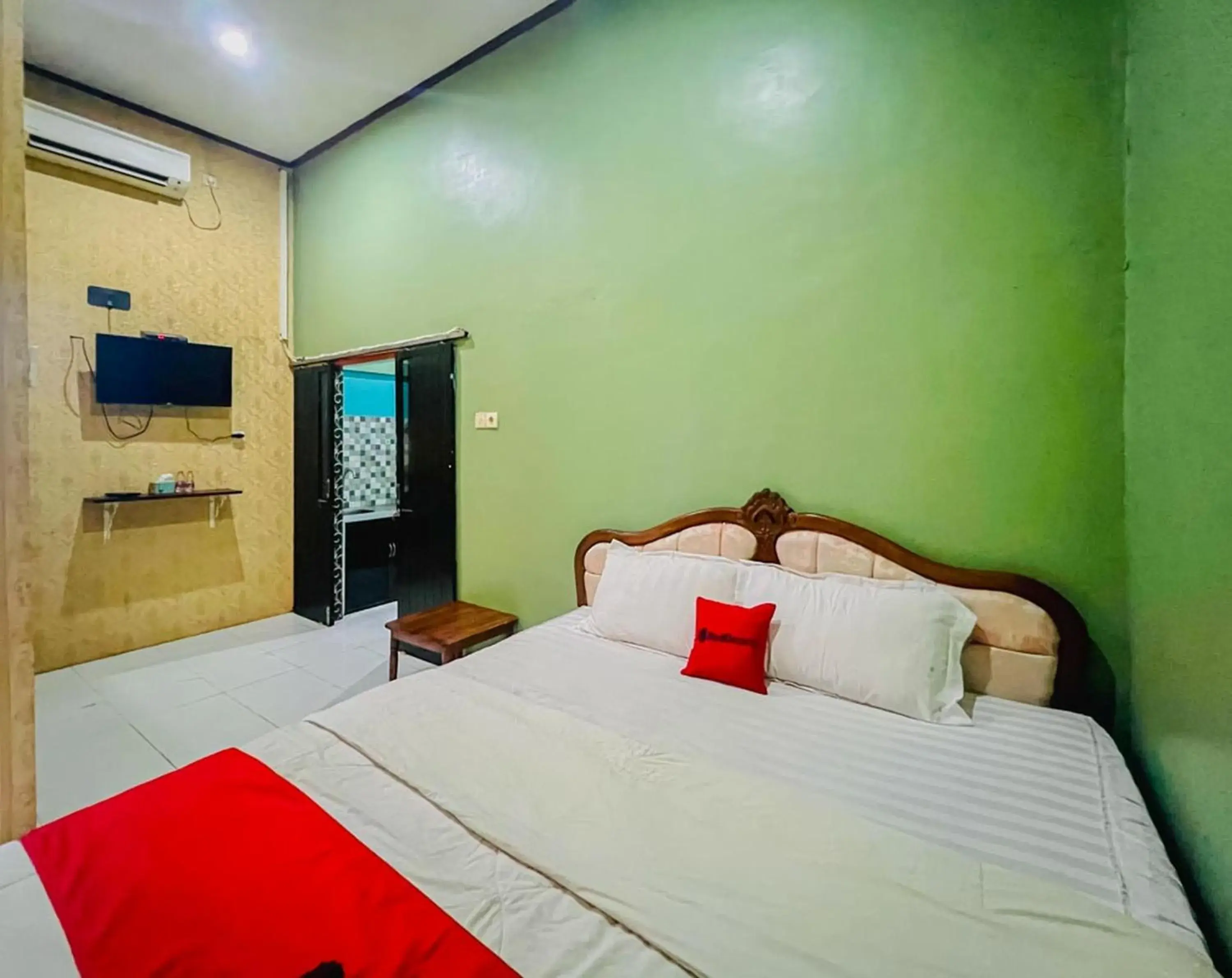 RedDoorz near Sunrise Mall Mojokerto RedDoorz near Sunrise Mall Mojokerto