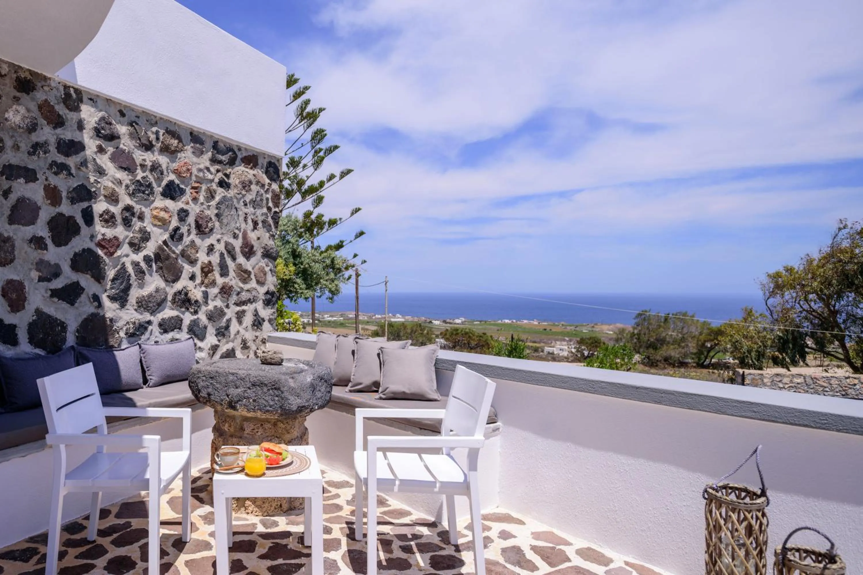 Inner courtyard view in CASA ARISTA
