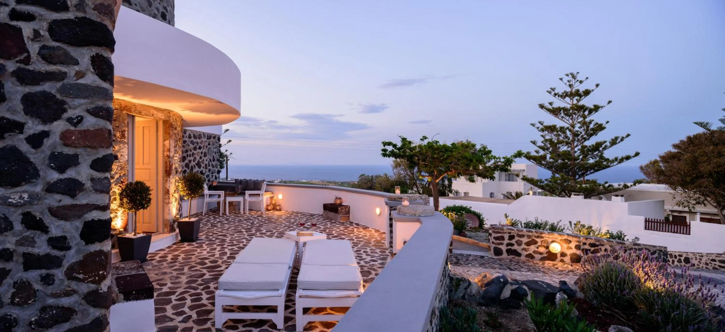 Inner courtyard view in CASA ARISTA
