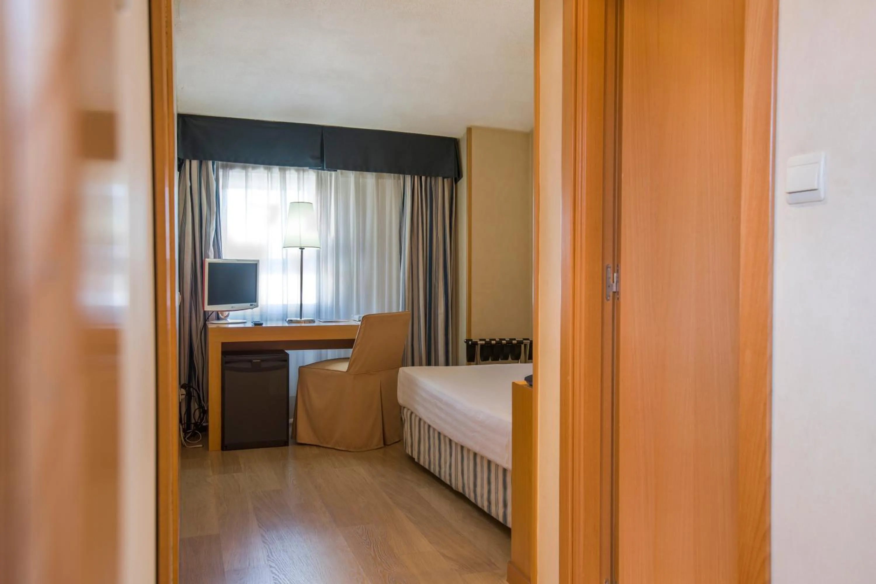 Photo of the whole room, Bed in Infanta Mercedes