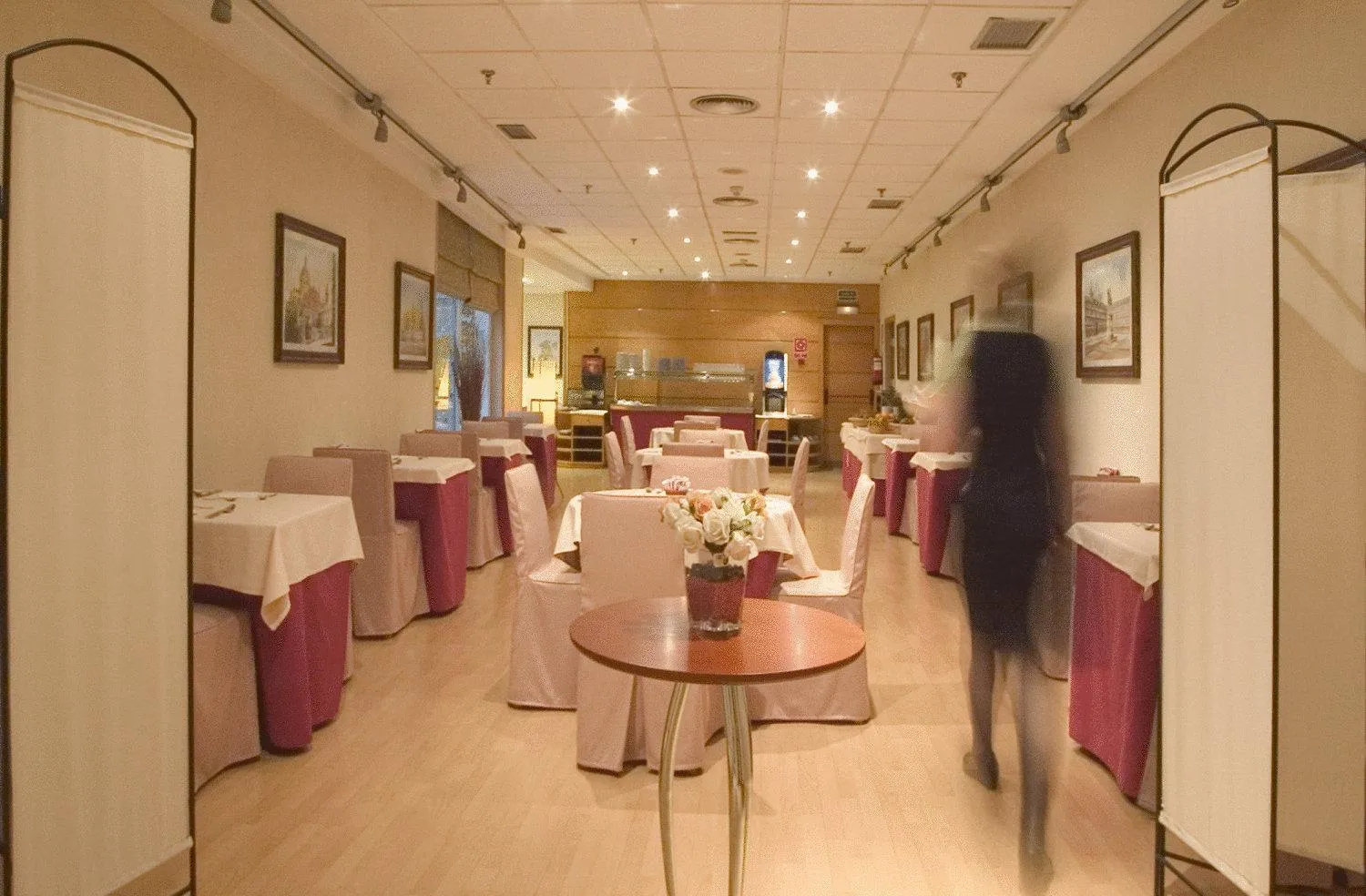 Restaurant/places to eat in Infanta Mercedes