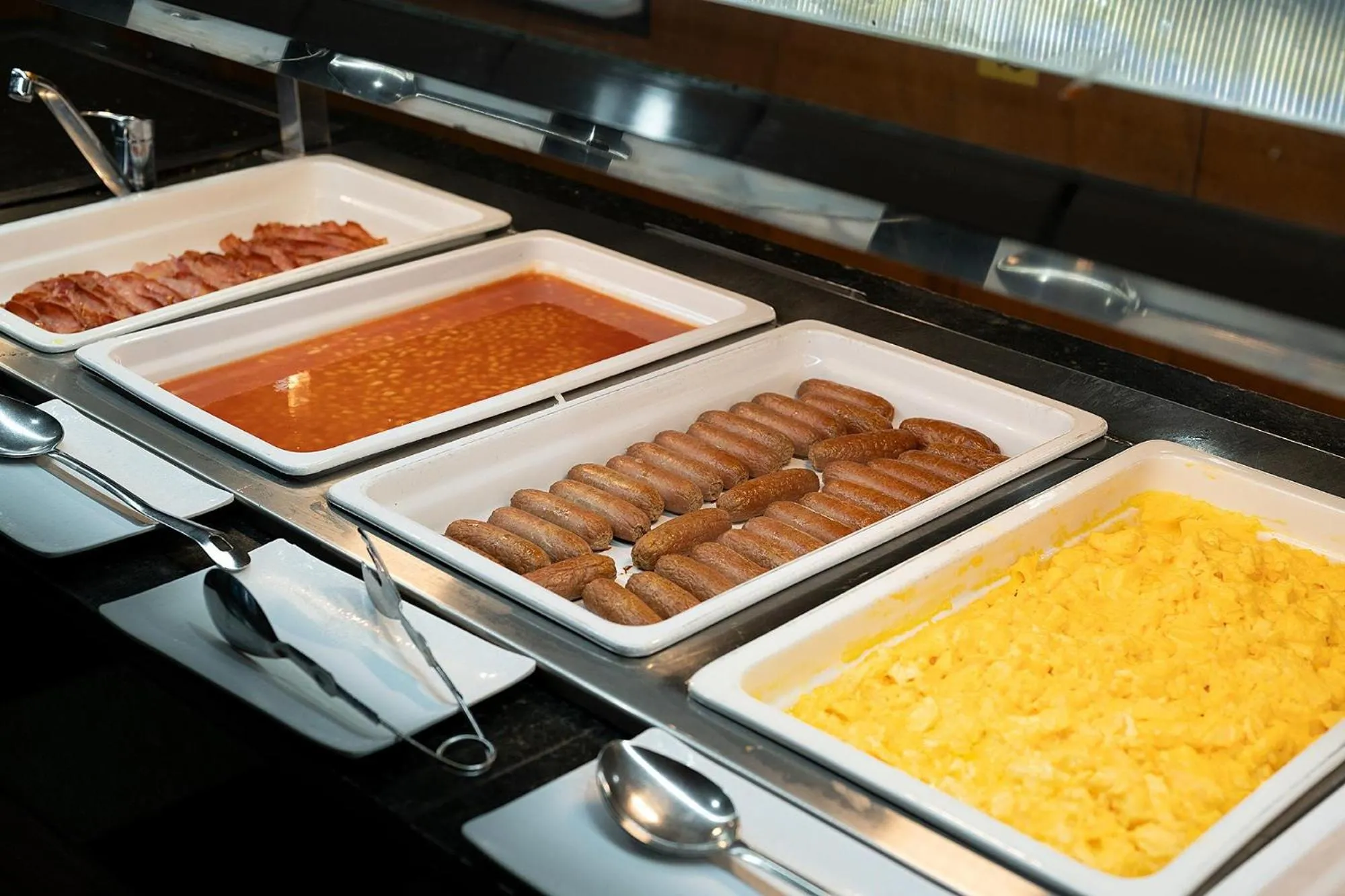 Restaurant/places to eat in Poseidon Resort