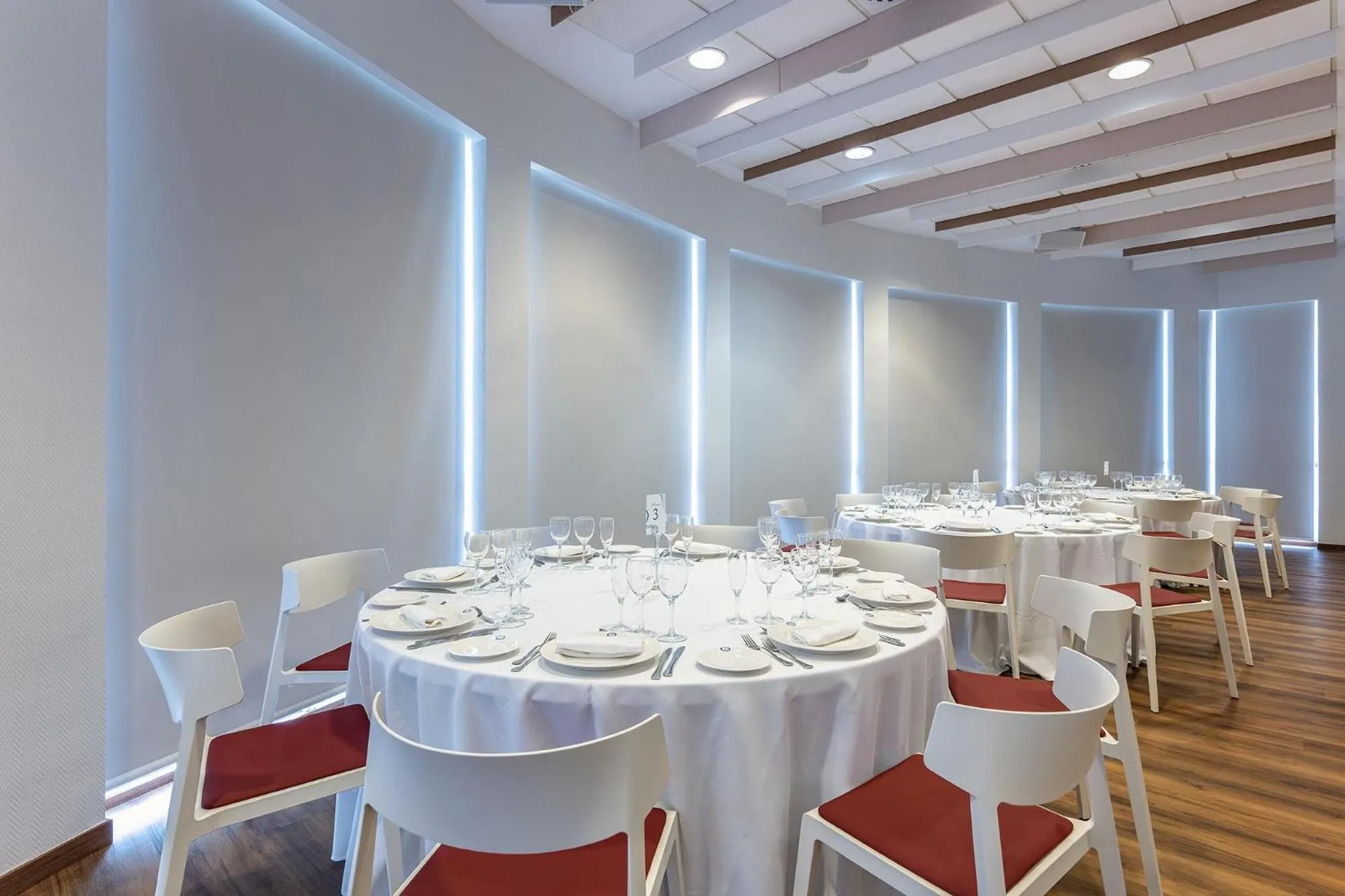 Restaurant/places to eat in Poseidon Resort