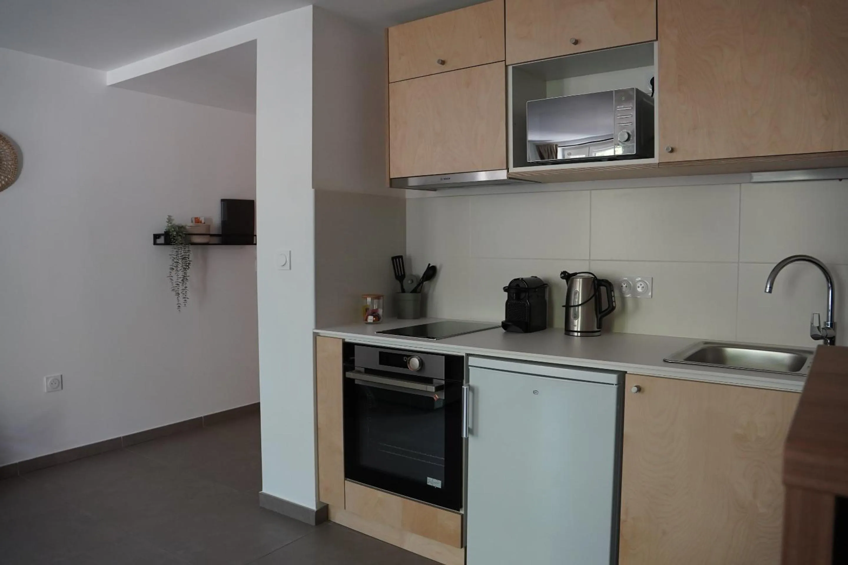 Bedroom in SOUS LES PLATANES