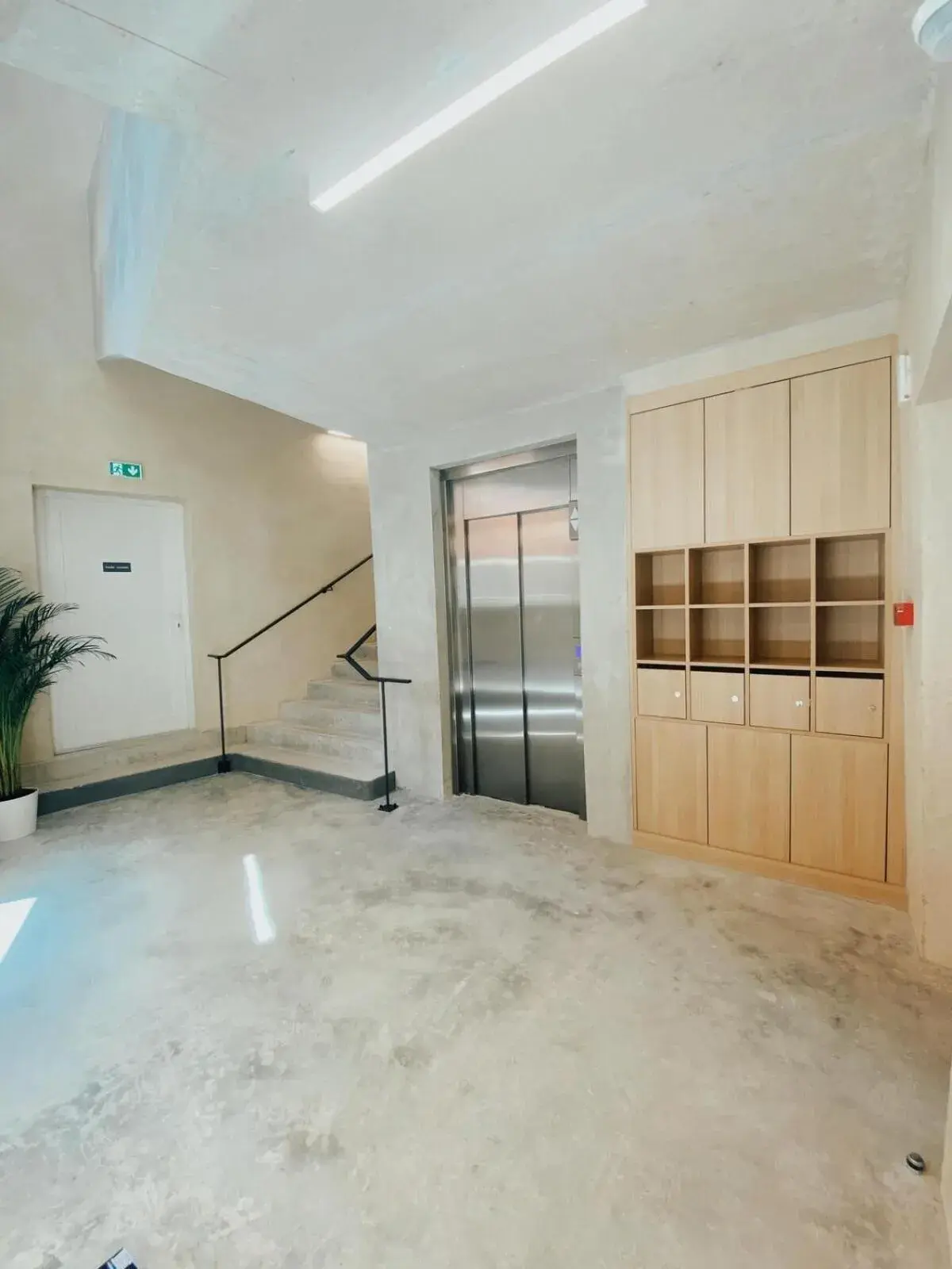 Lobby or reception in SOUS LES PLATANES Lobby or reception in SOUS LES PLATANES