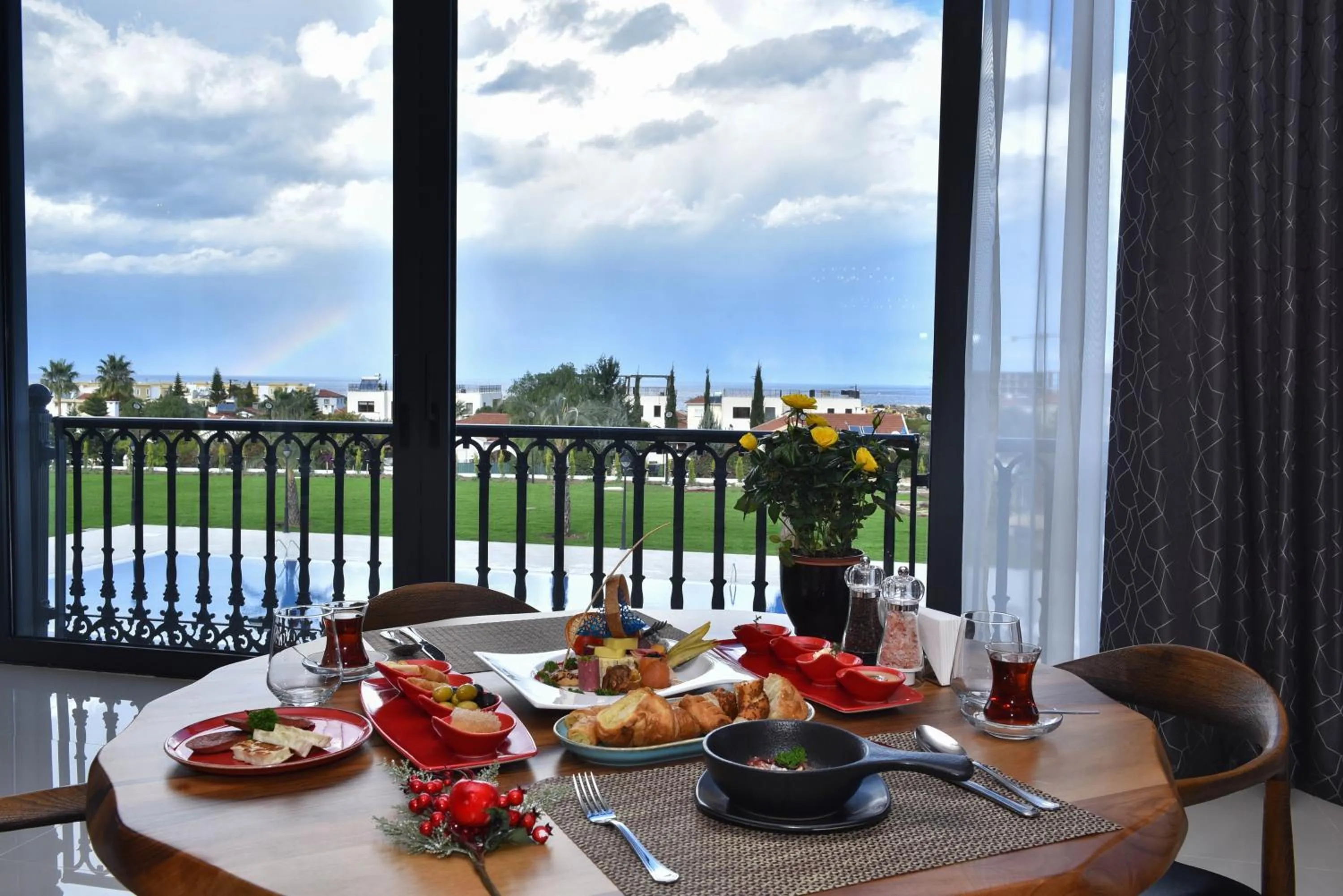 Dining area in Mc Palace Hotel Spa & Convention