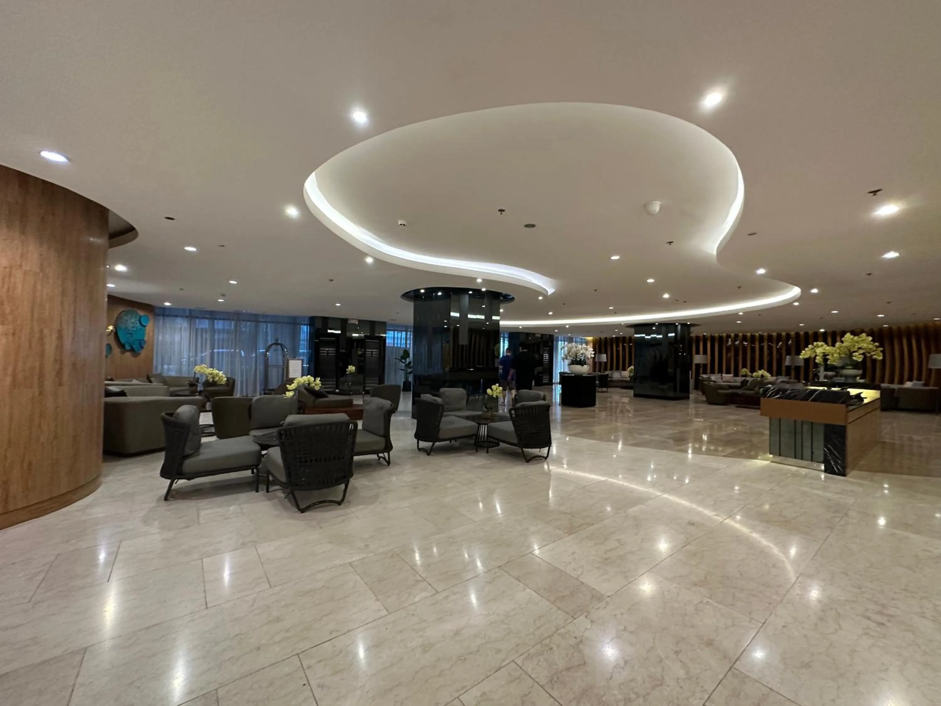 Homey Condo by the Bay