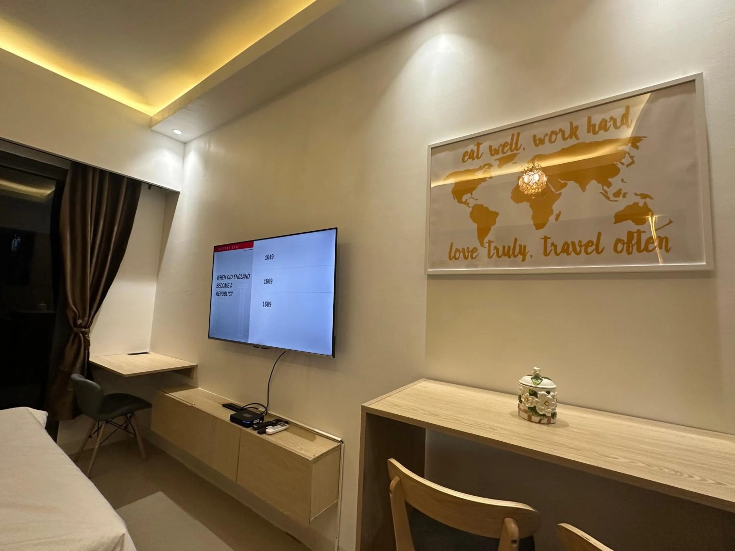 Homey Condo by the Bay