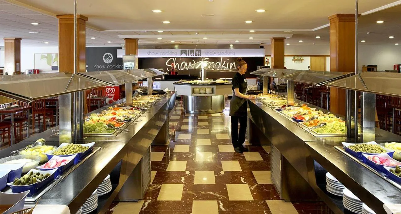 Restaurant/places to eat in Hotel Poseidon Playa