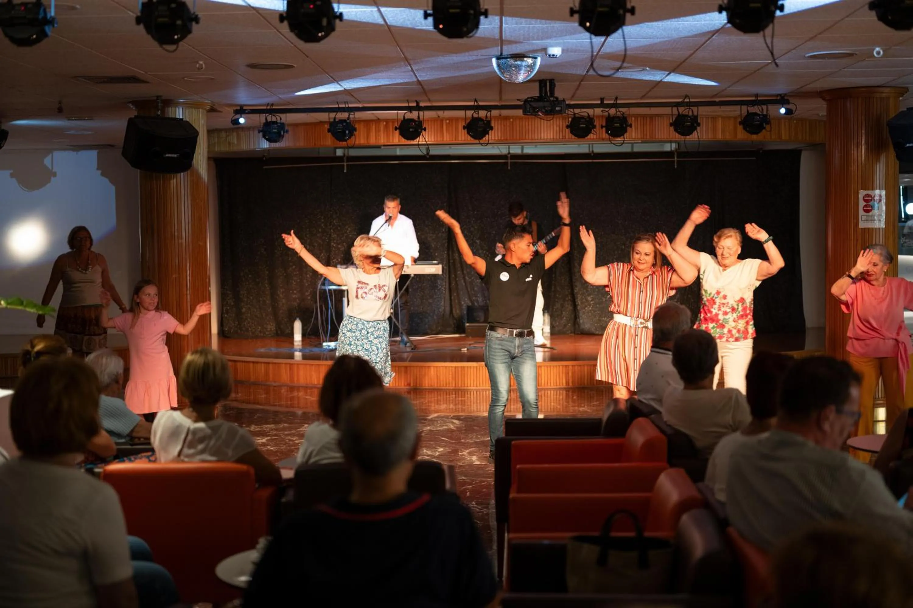 People in Hotel Poseidon Playa