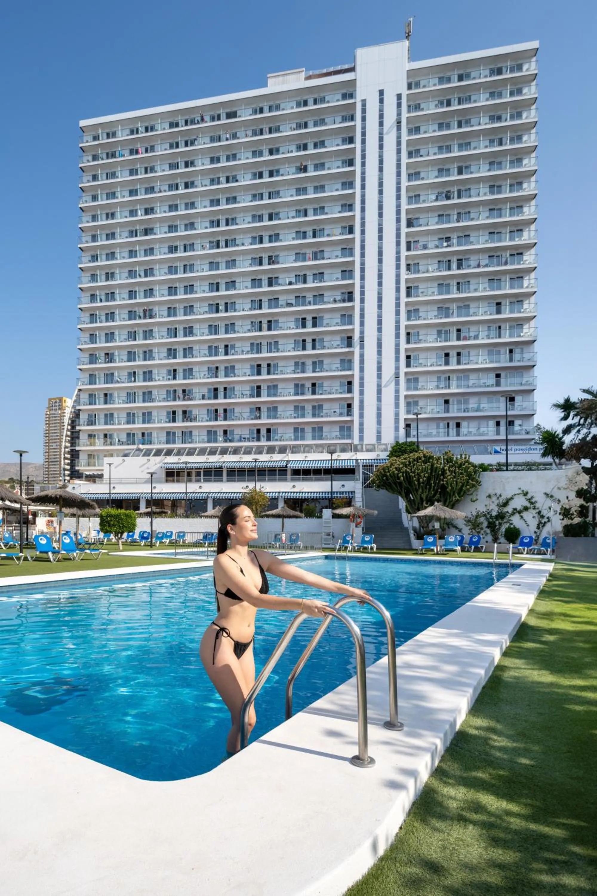 Swimming pool in Hotel Poseidon Playa