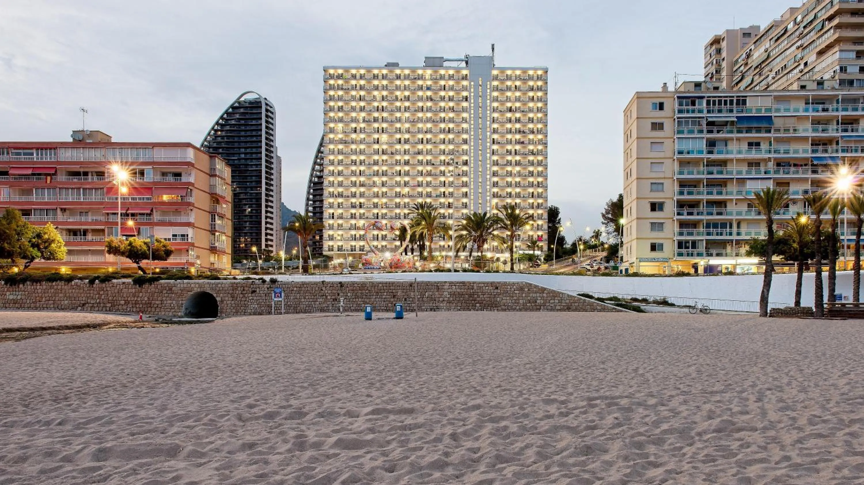 Property building in Hotel Poseidon Playa