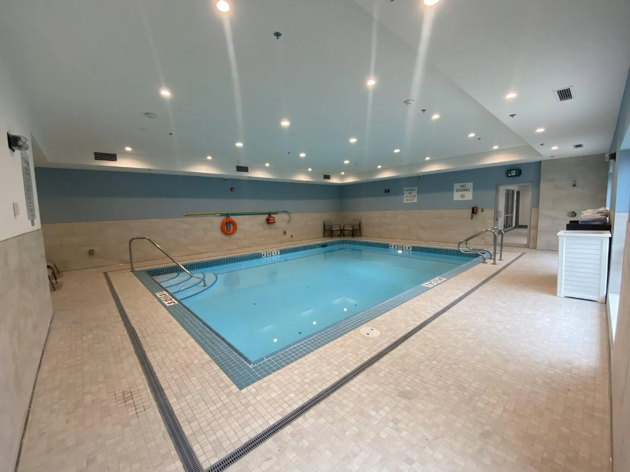 Swimming pool in Holiday Inn Express & Suites Courtenay - Comox by IHG