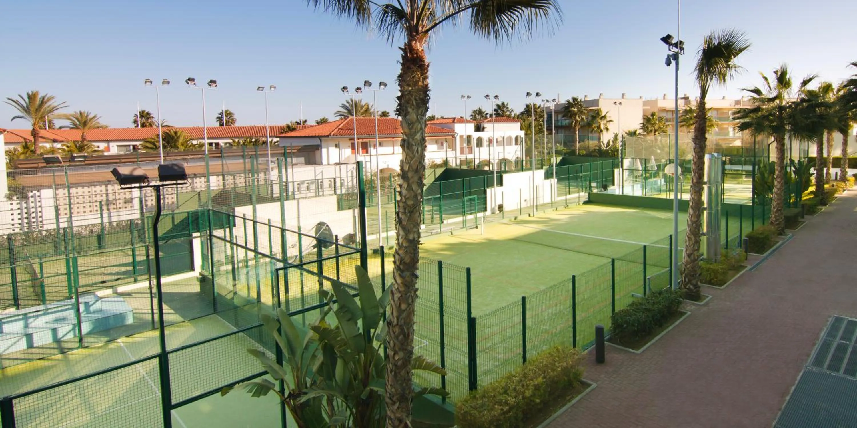 Tennis court in Estival Park Almaris