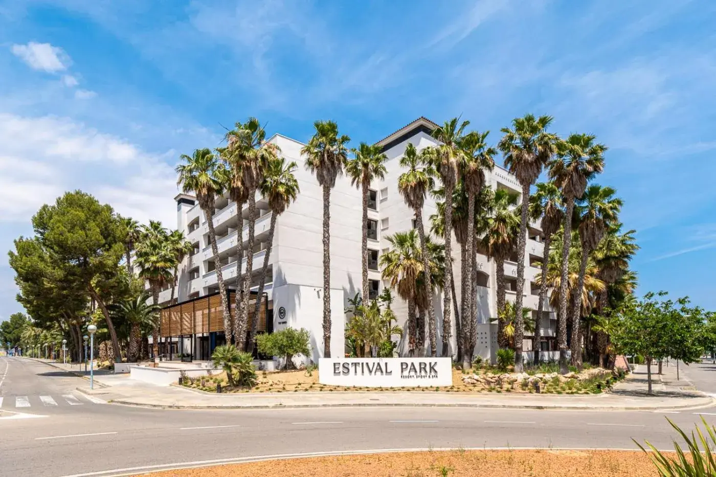 Property building in Estival Park Marena Property building in Estival Park Marena