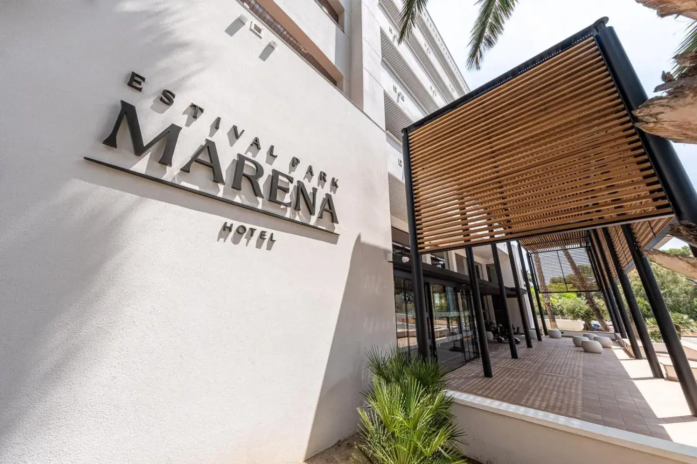 Property building in Estival Park Marena Property building in Estival Park Marena