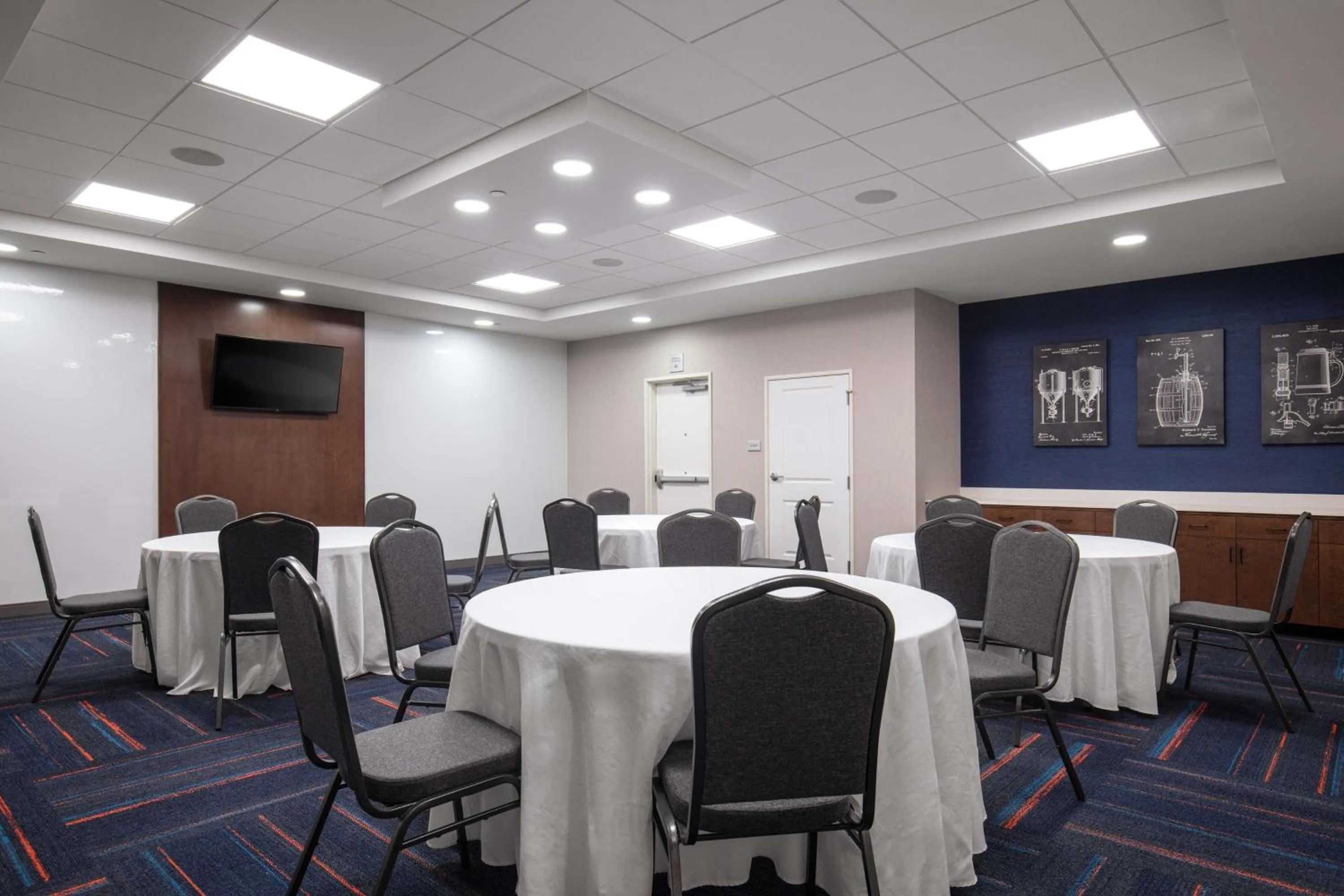 Meeting/conference room in Hampton Inn Green Bay Stadium, Wi