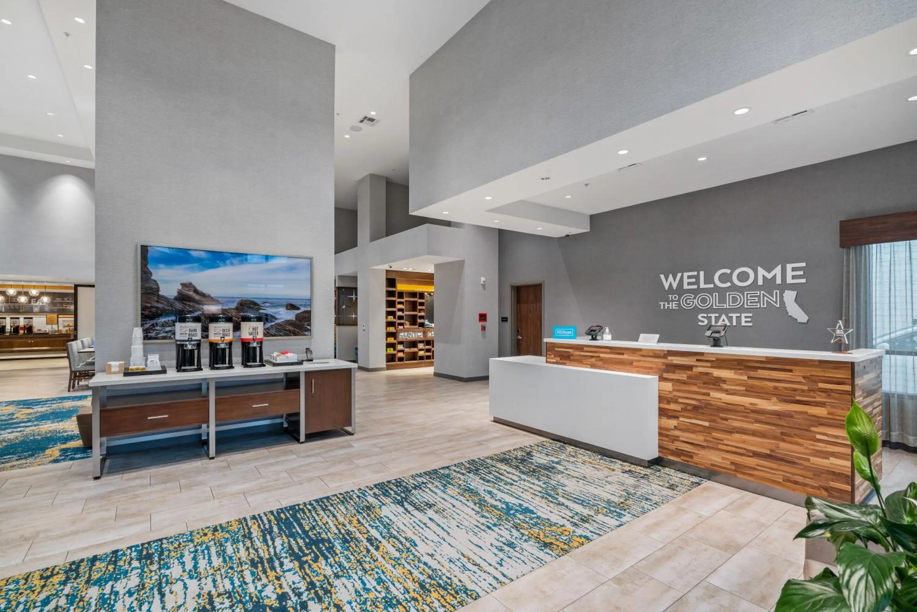 Lobby or reception in Hampton Inn Morro Bay