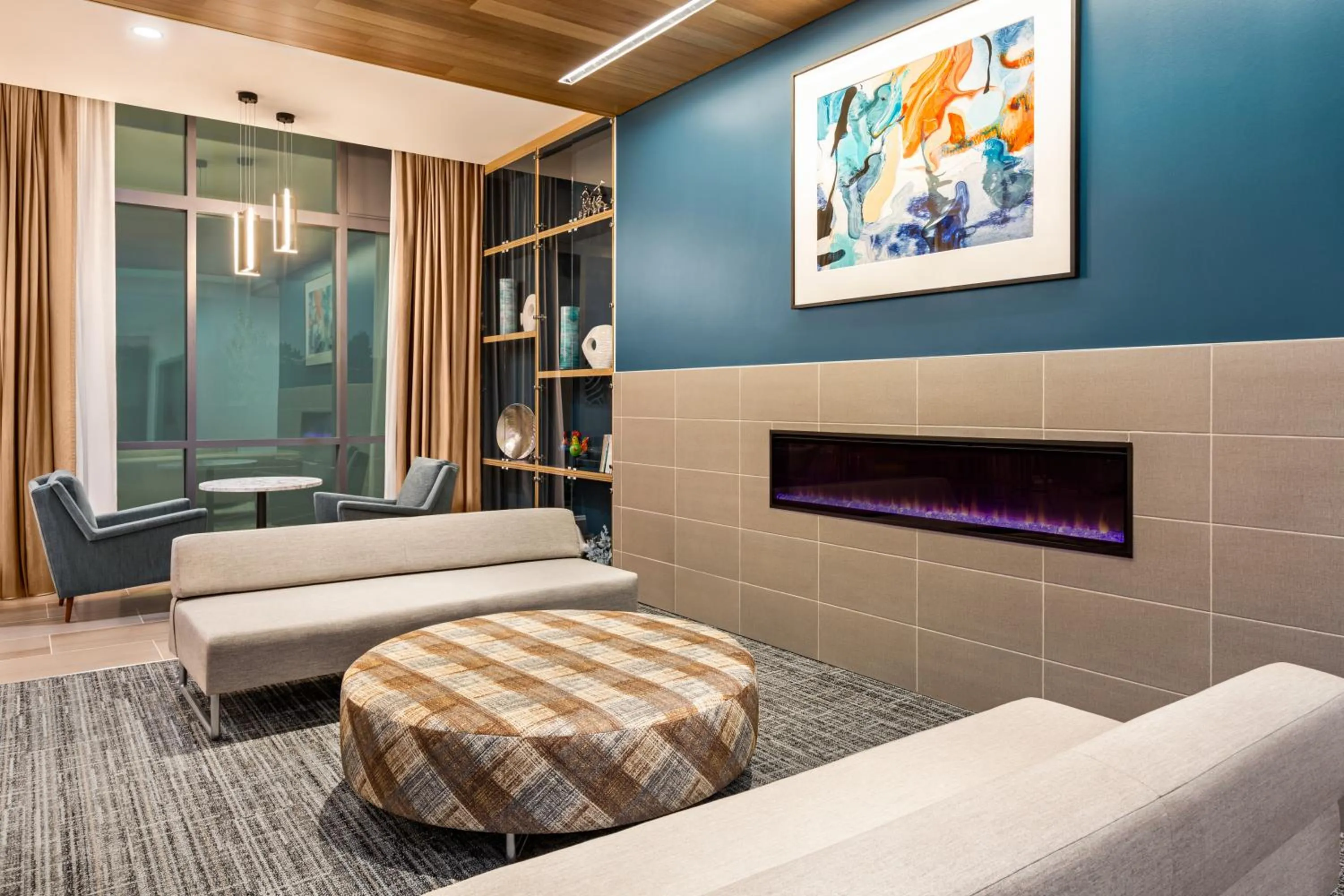 flat iron in Hampton Inn & Suites San Mateo-San Francisco Airport