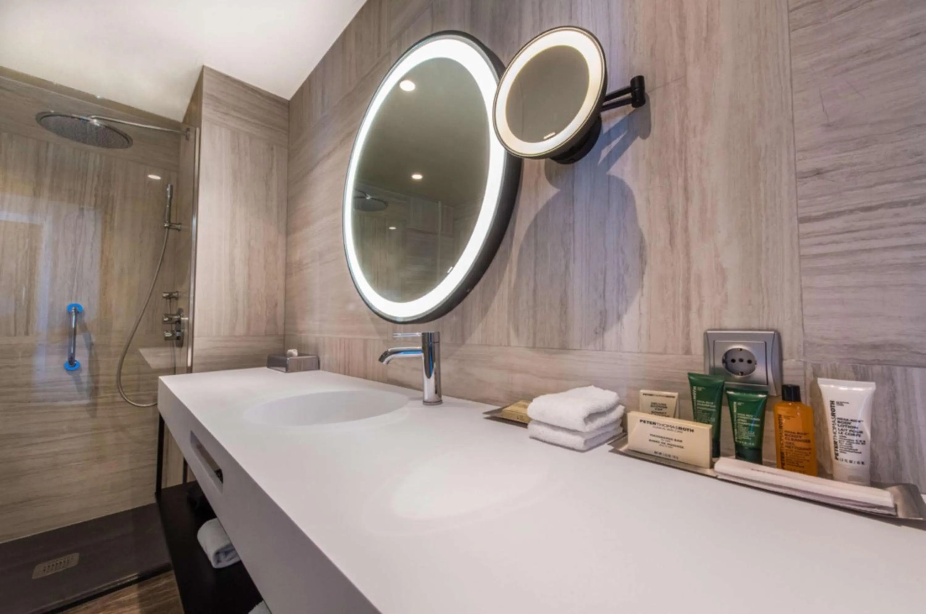 Bathroom in Hilton Diagonal Mar Barcelona