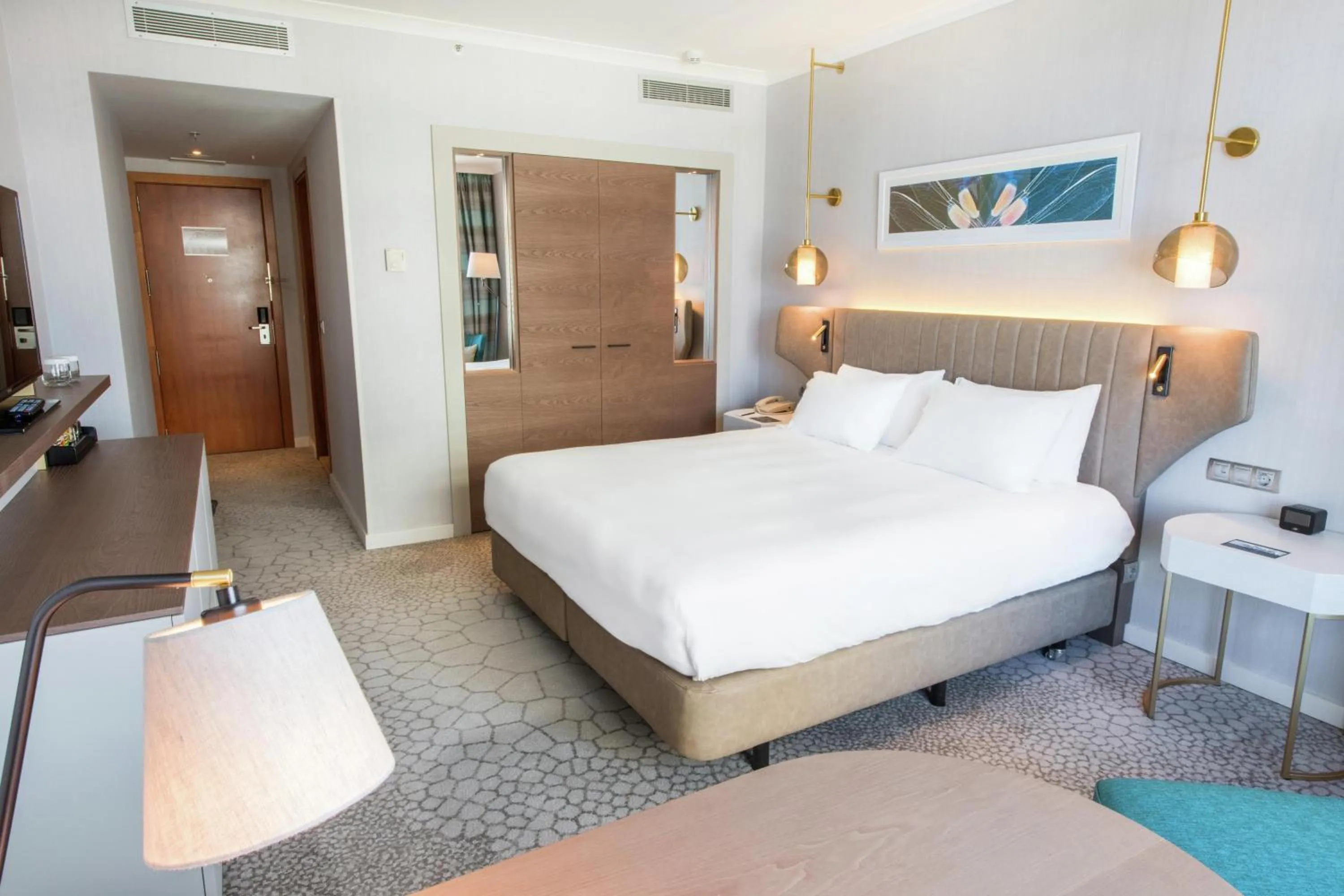 Bedroom, Bed in Hilton Diagonal Mar Barcelona