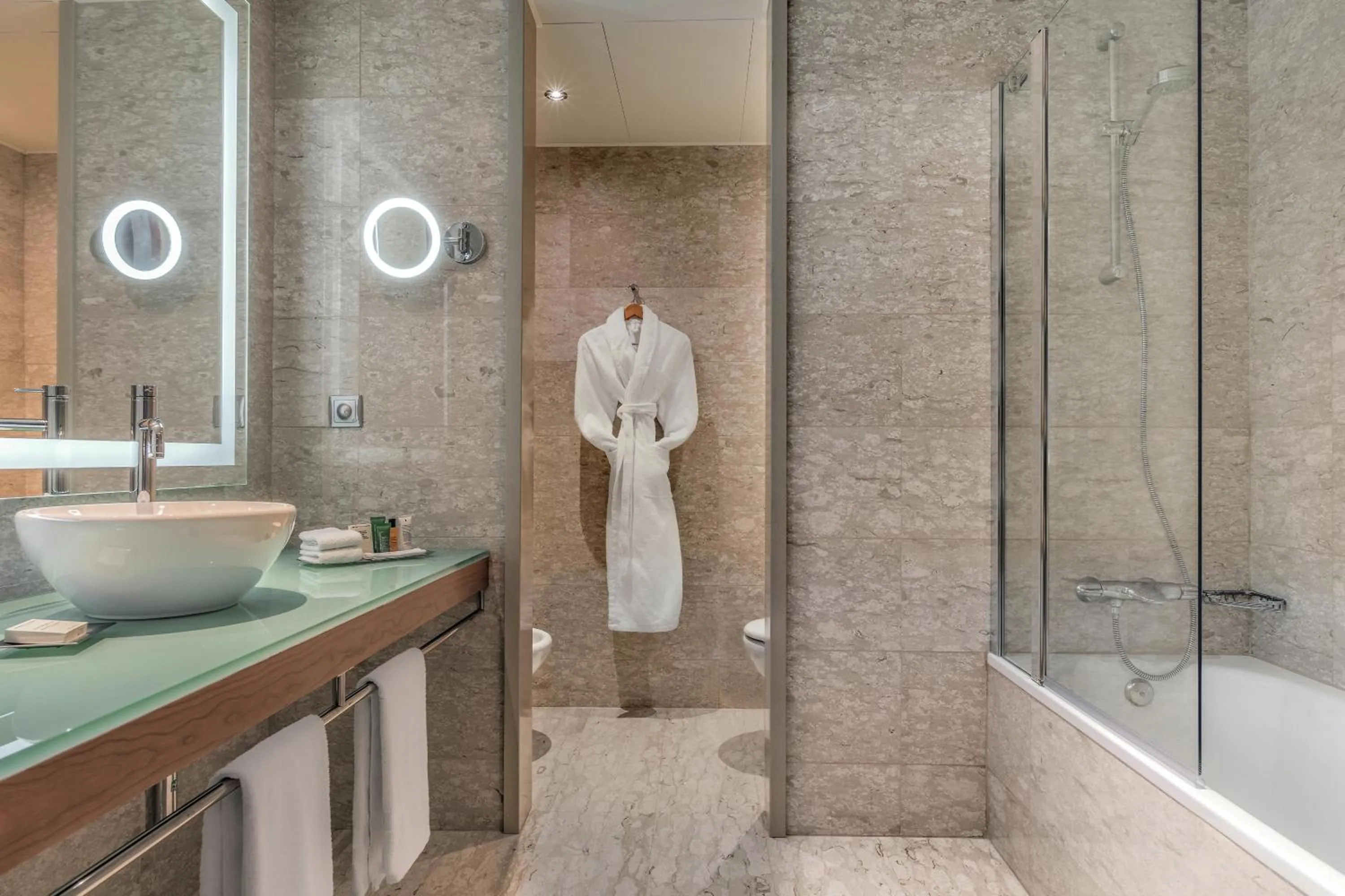 Bathroom in Hilton Diagonal Mar Barcelona